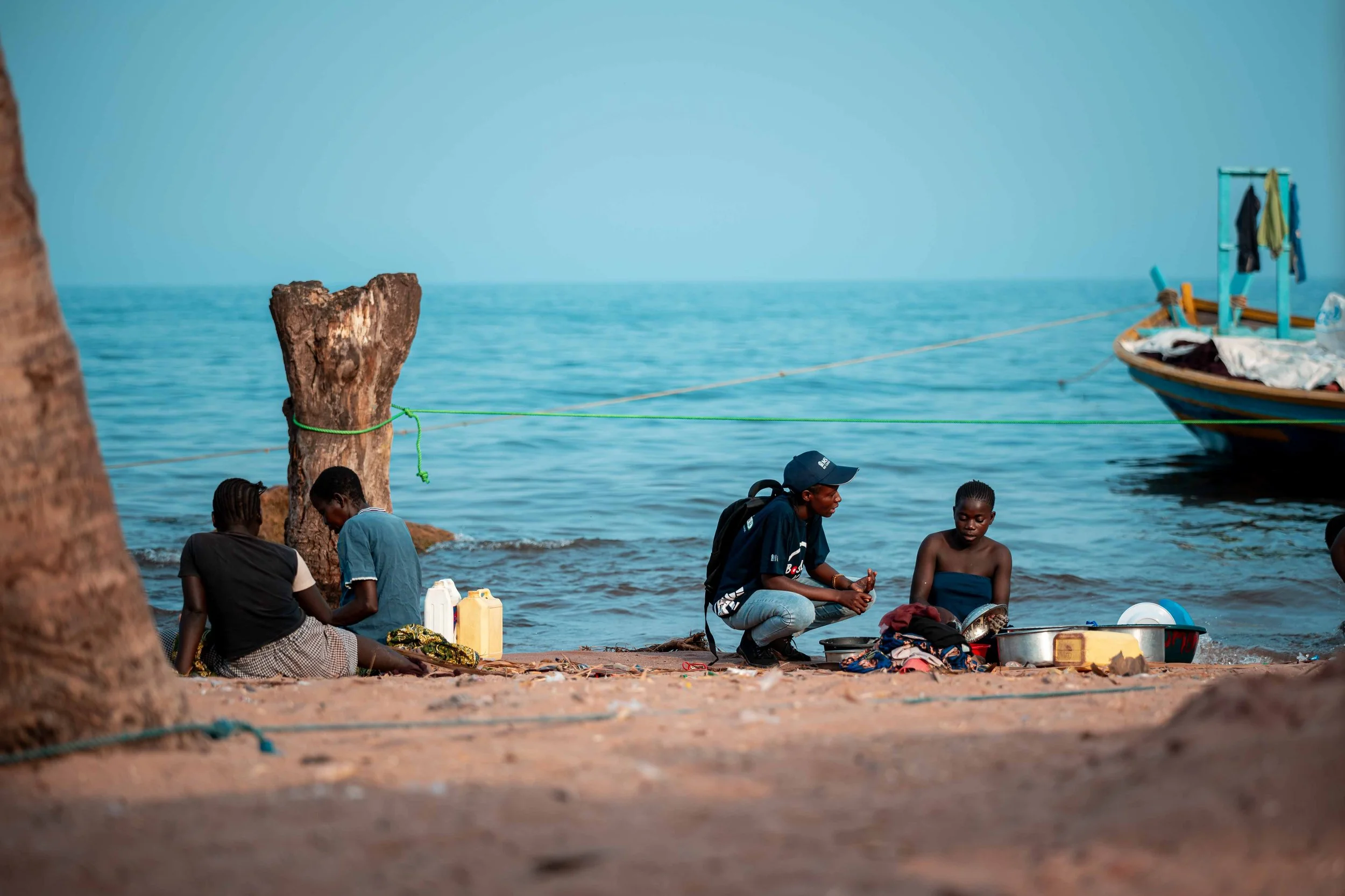 Thérèse Kiluba, MSI Big Sister, conducting clients outreach at Kamukolobondo beach, Kalemie, Tanganyika, DRC. 