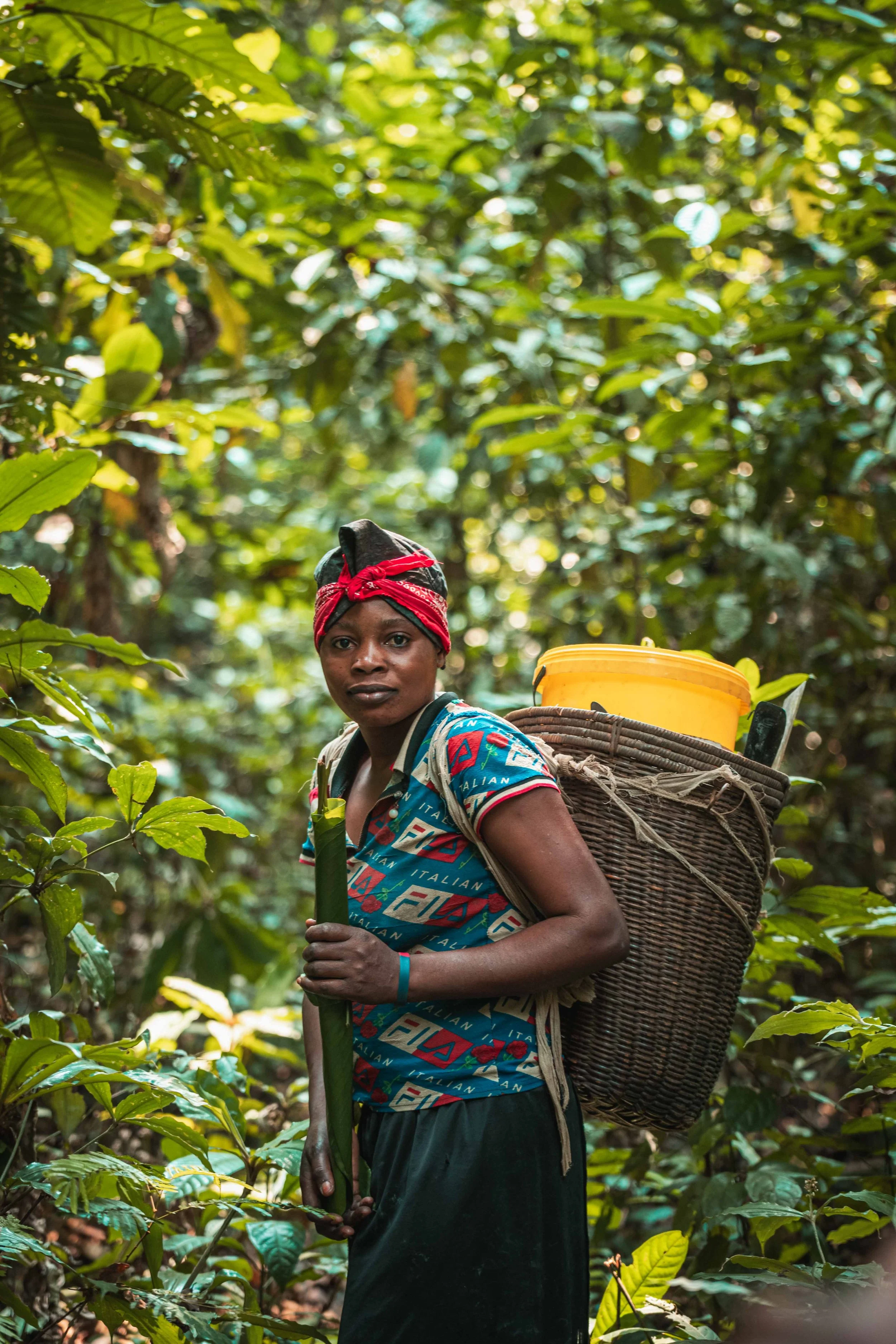 PortraitOfWomen_Africa_HermanKambala_DR Congo_Maï ndombe-11.jpg