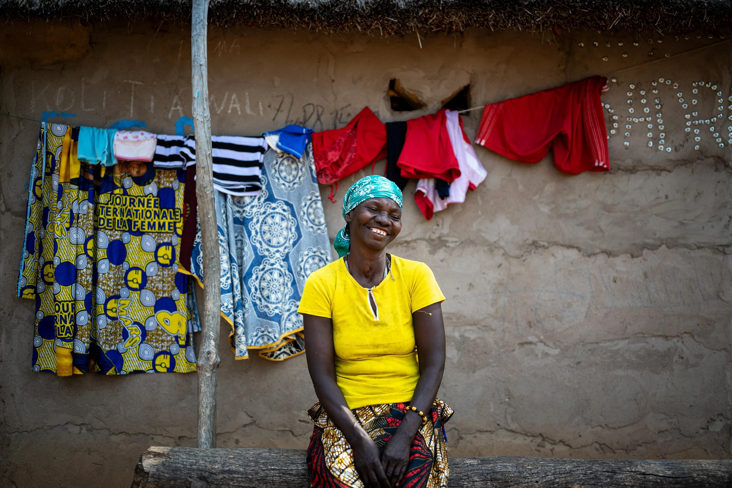 Portrait de Cécile, résidente du village Sagion à Markounda, où Solidarités International a construit et réhabilité des infrastructures d’assainissement, République centrafricaine, décembre 2025.