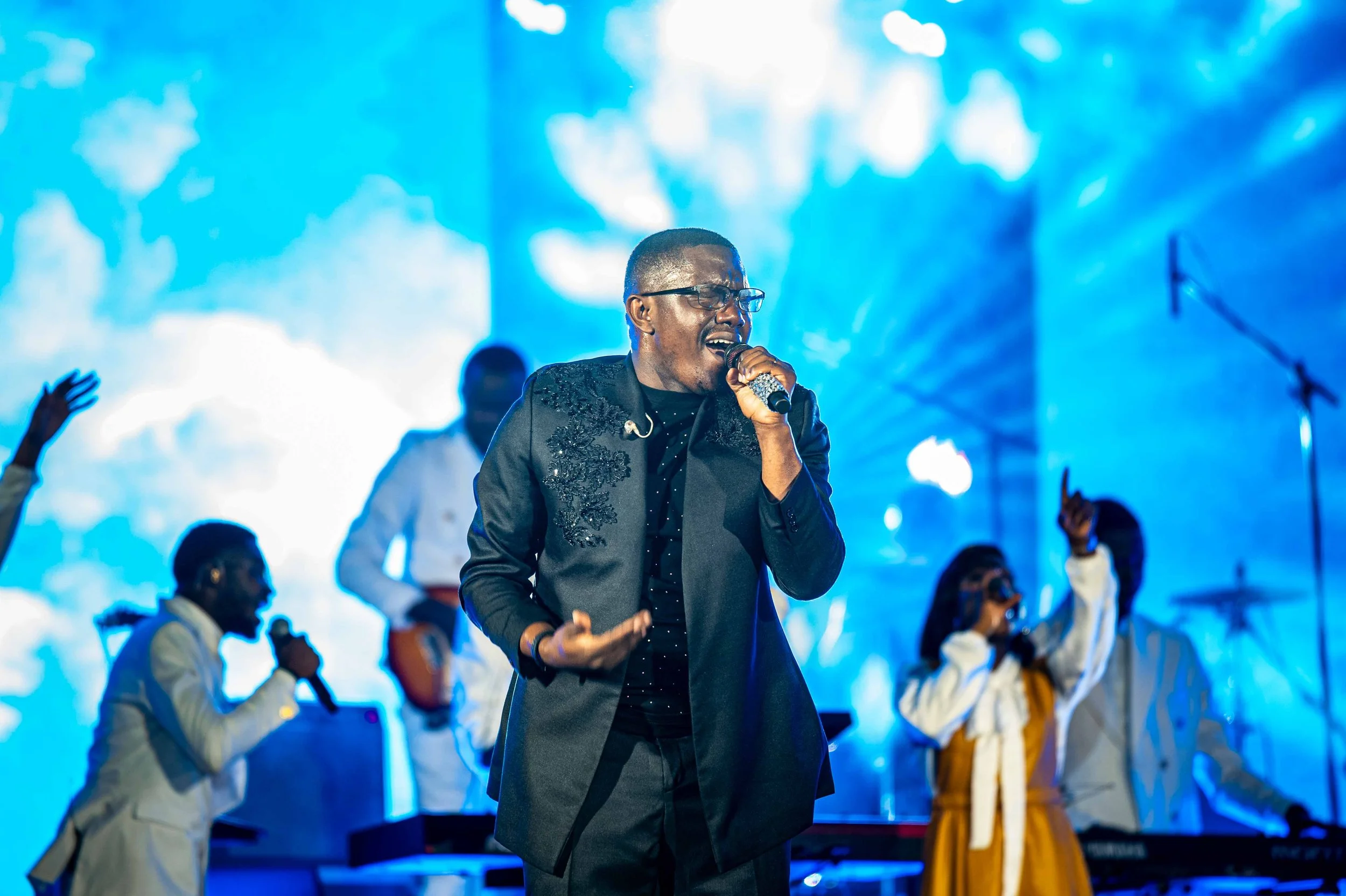 David Ize_HermanKambala_DR Congo_Maajabu-13.jpg