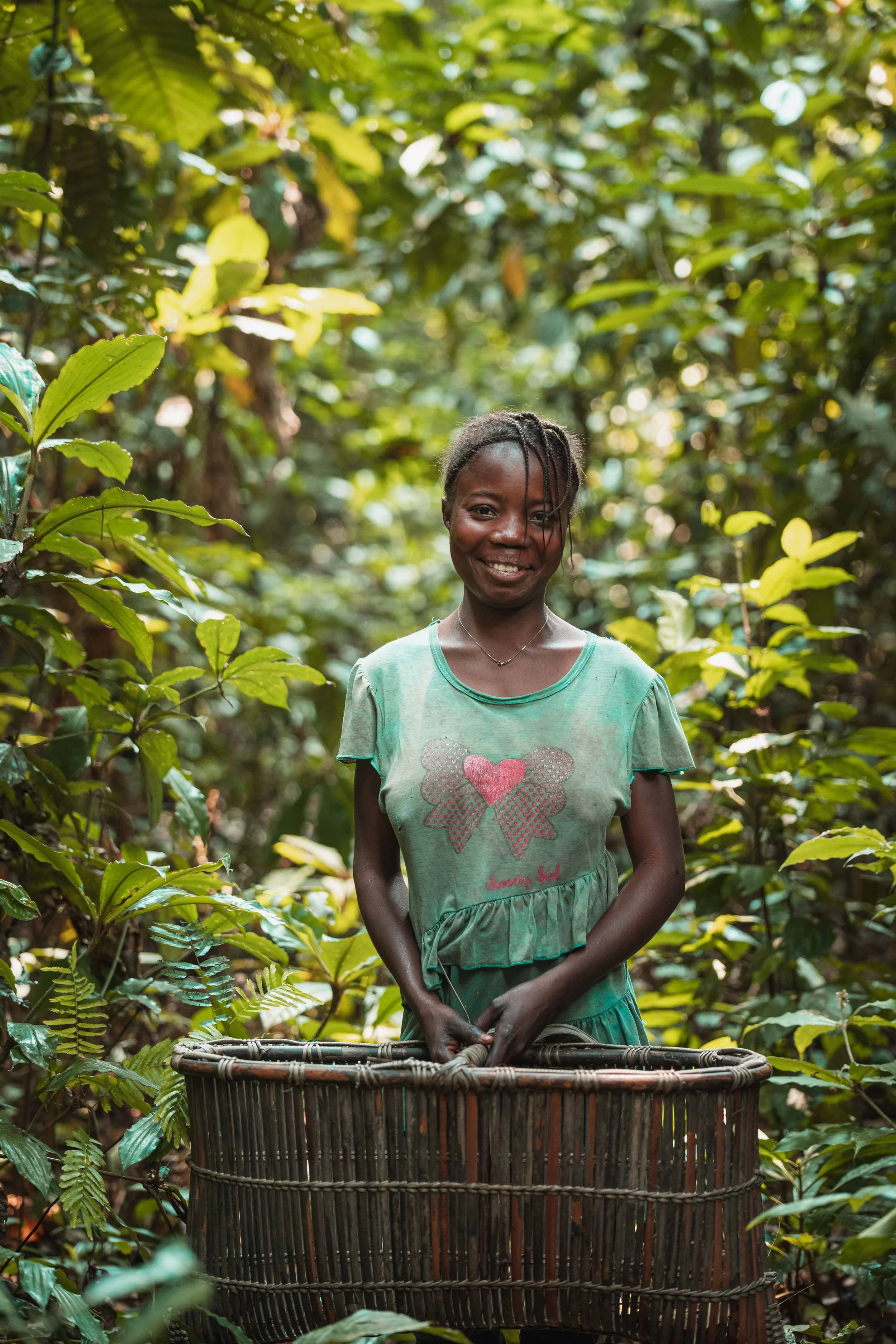 PortraitOfWomen_Africa_HermanKambala_DR Congo_Maï ndombe-13.jpg