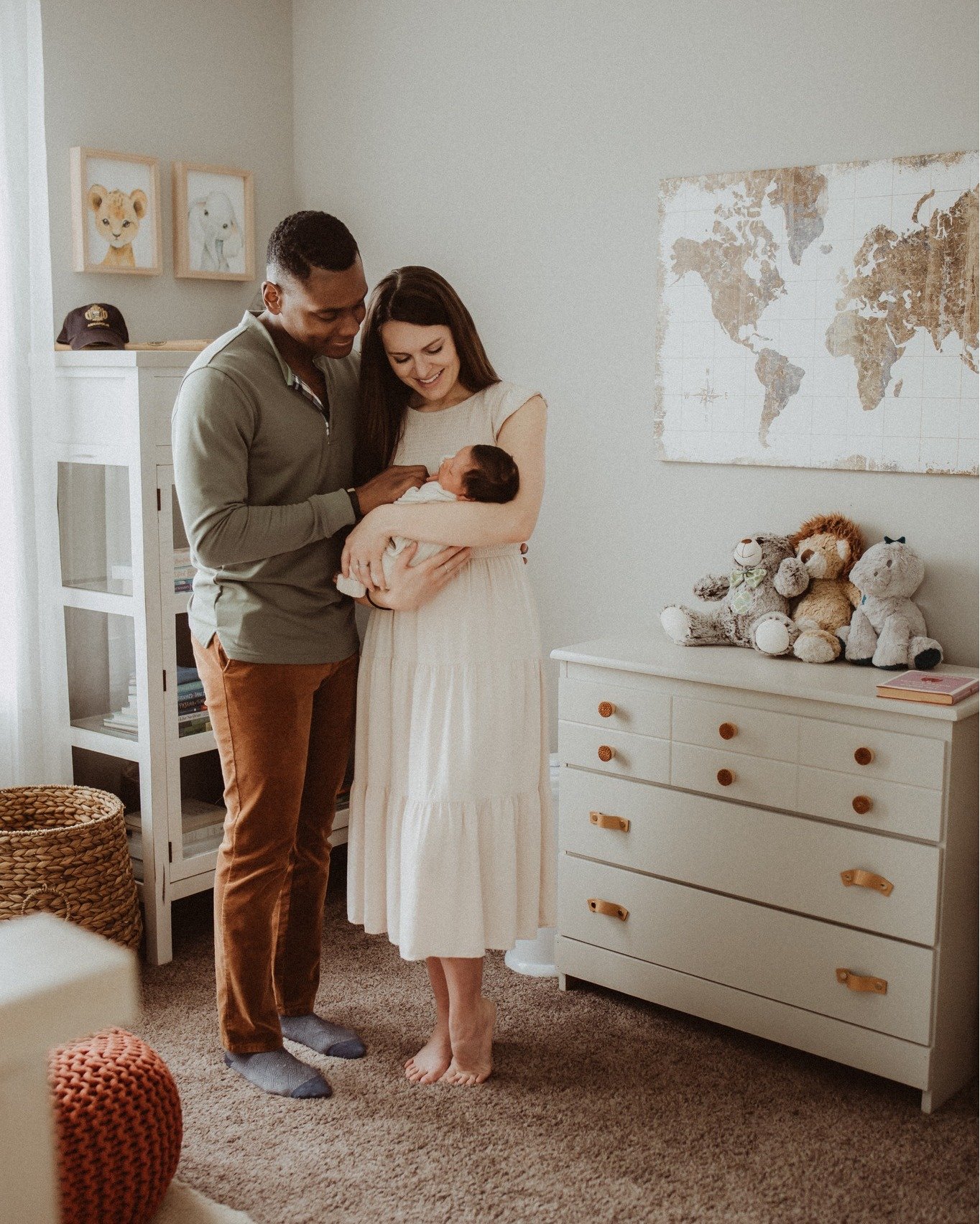 The coziest neutral nursery! 🥰

Did you have a theme for your baby's room?