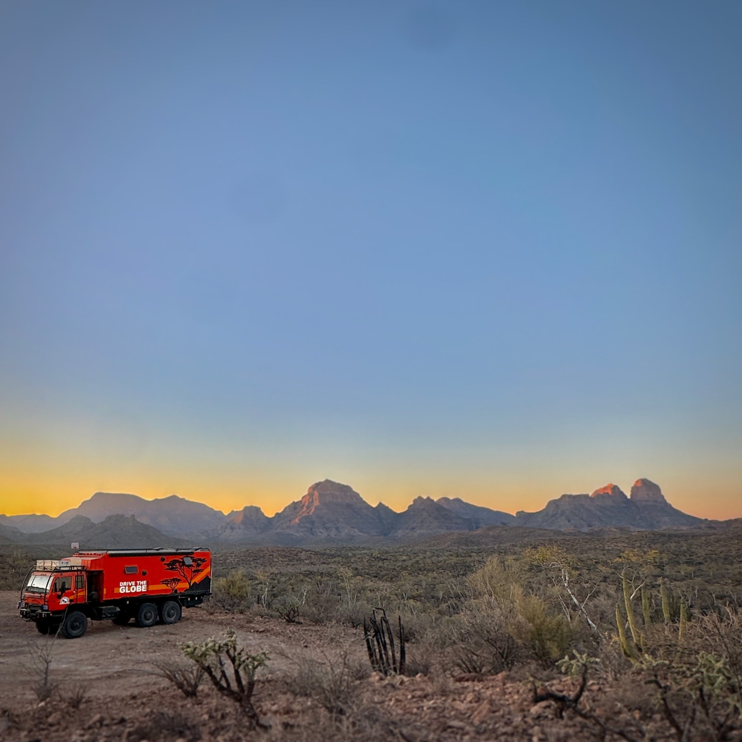 The golden hour (right before sunset) is always so magical- especially here in the dry climate of Baja. My prior post was earlier in the day, this one captured right as the daylight began to fade. So beautiful! 

▼▼▼▼▼▼▼▼▼▼▼▼▼▼▼▼▼▼▼▼▼
Patreon @drivet