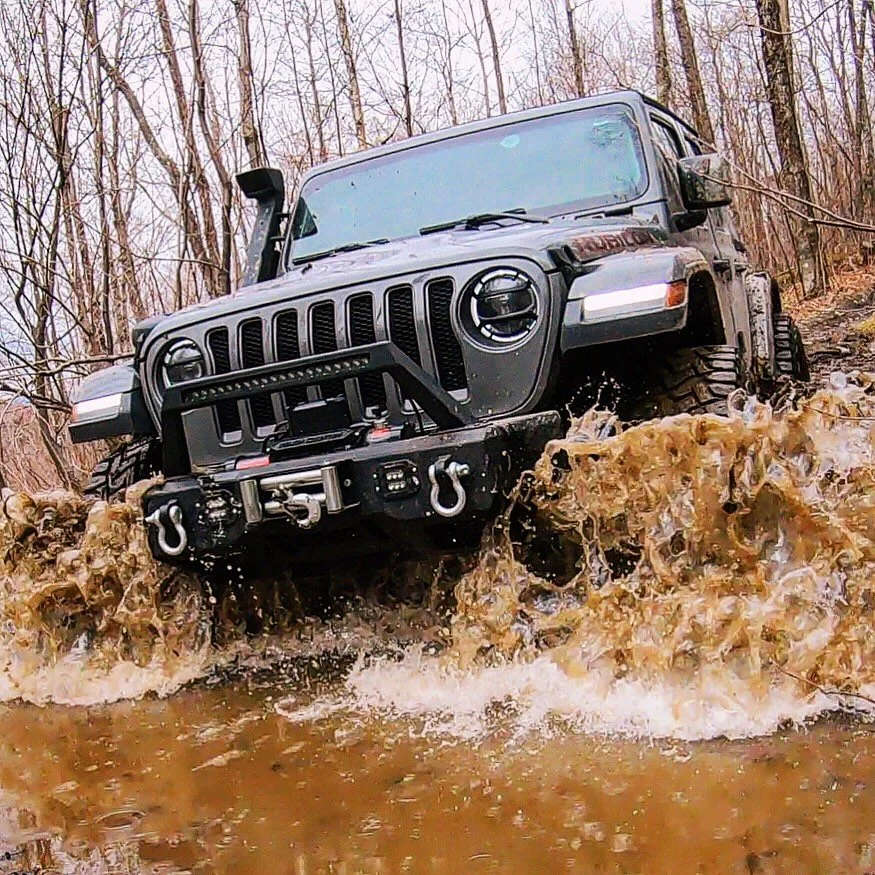 Seeing so many great pics online of this years Easter Jeep Safari brought back some awesome memories of adventures with my Jeep Wrangler Rubicon JL.  So let&rsquo;s make it Jeep Monday! 

#nomadlife #jeep #drivetheglobe