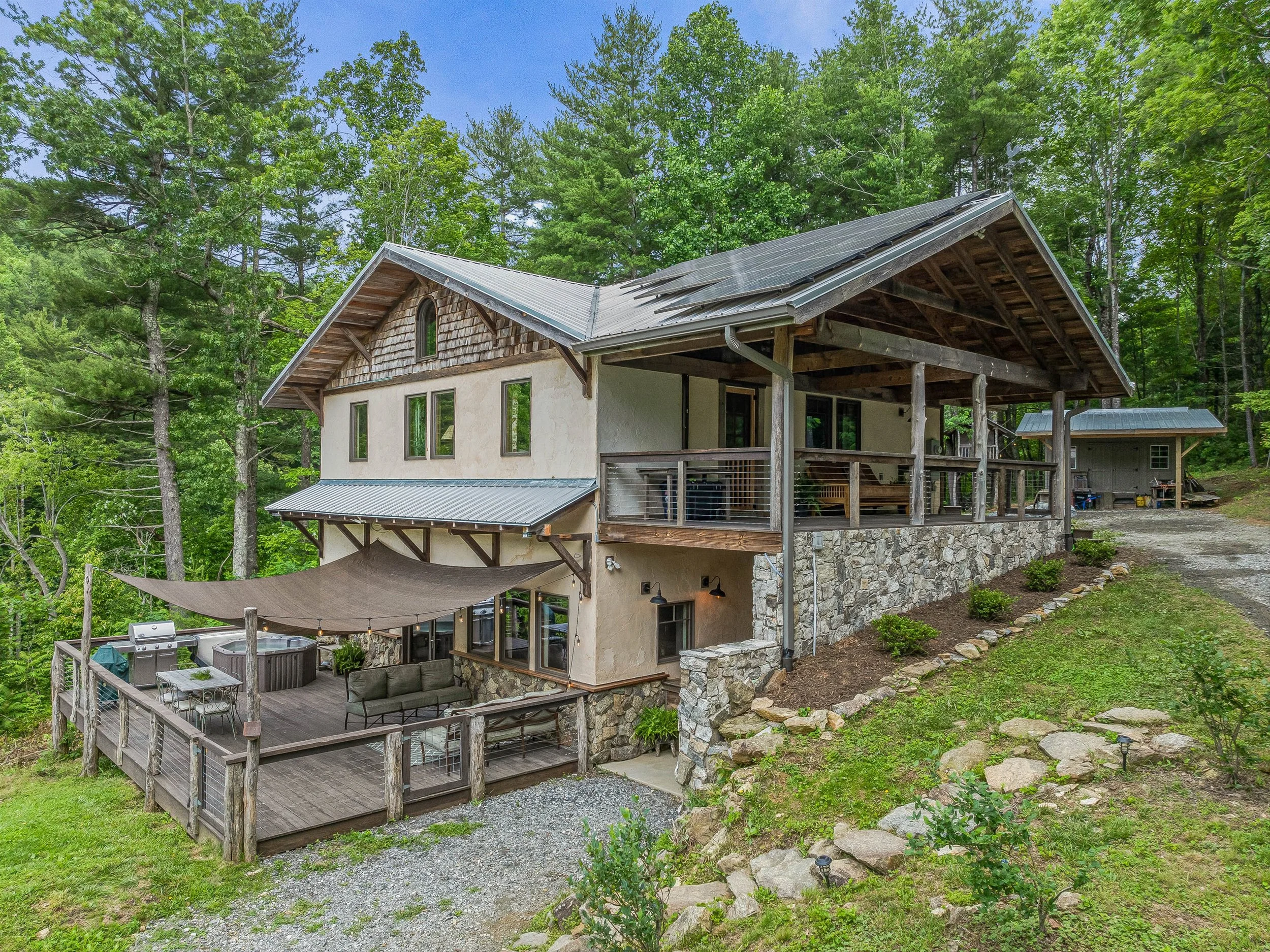 02-3151 LUMP TOWN RD - 02.jpg