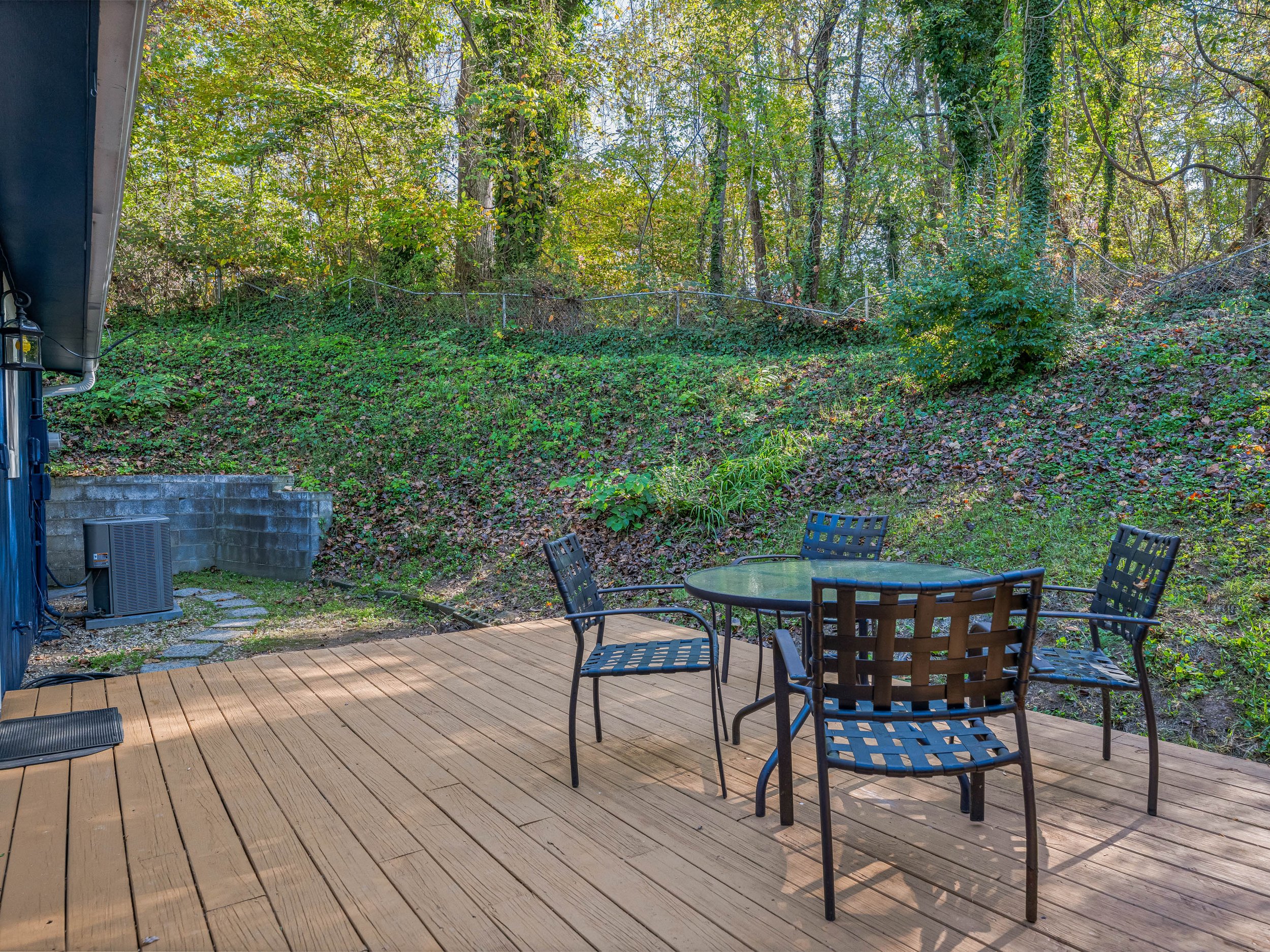 33-5 W COVE ST-33.jpg