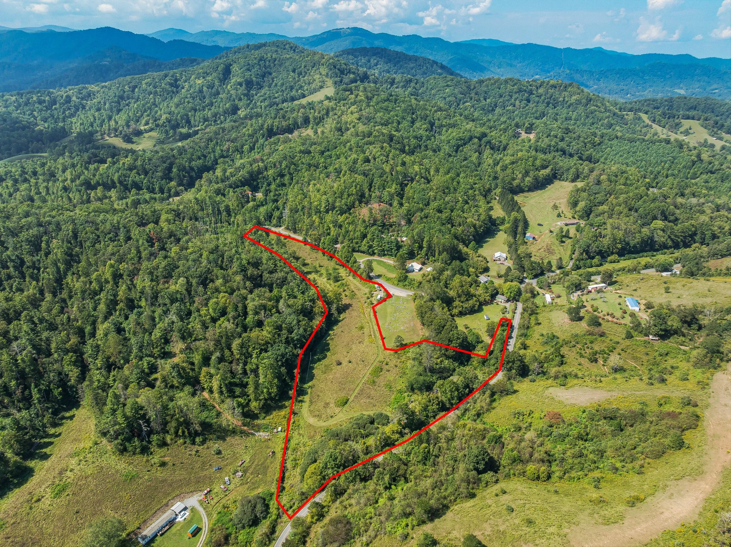 06-4401 MEADOWS TOWN RD-06.jpg