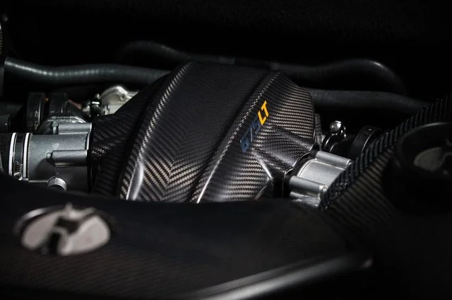 mclaren-675lt-engine -bay.jpeg