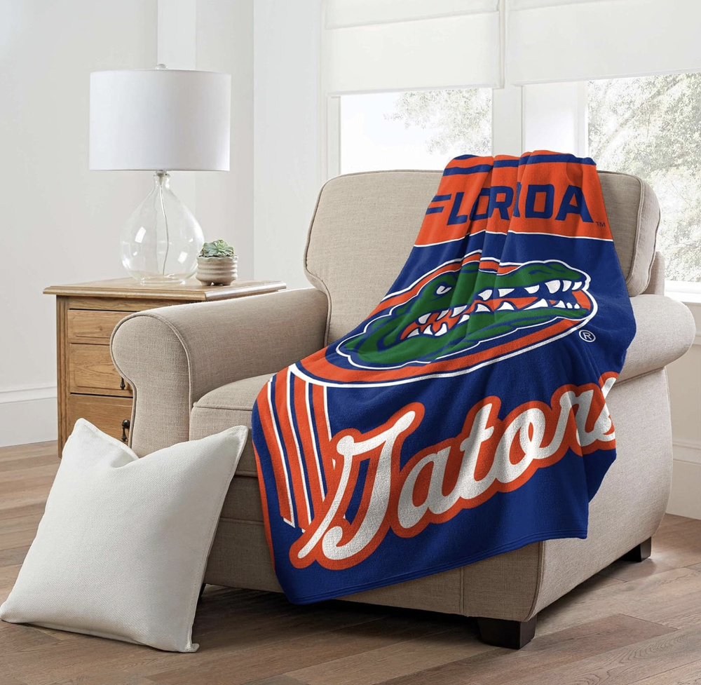 Gators Throw Blanket