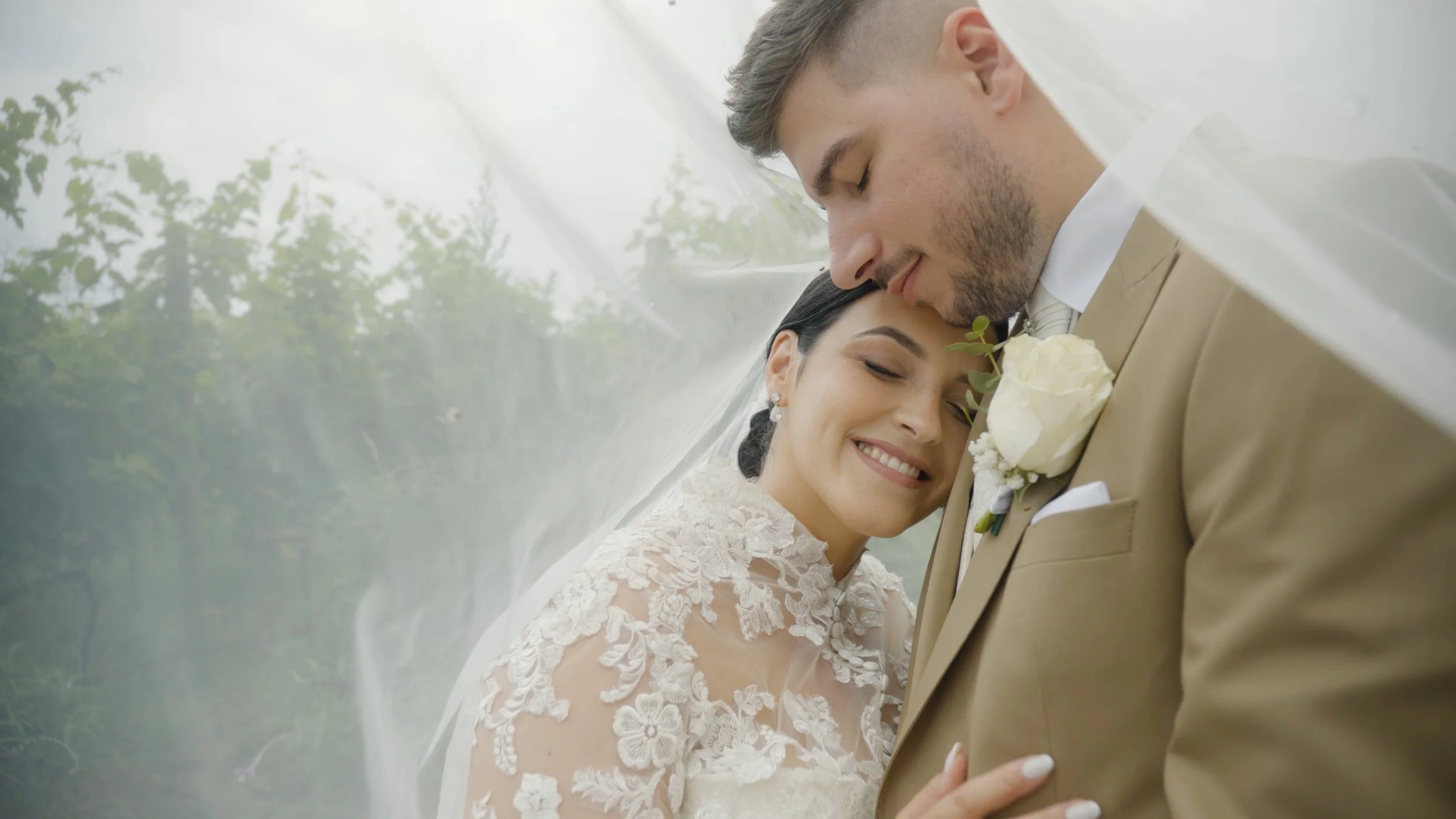 Sequence 01.00_03_57_10.Still020.jpg