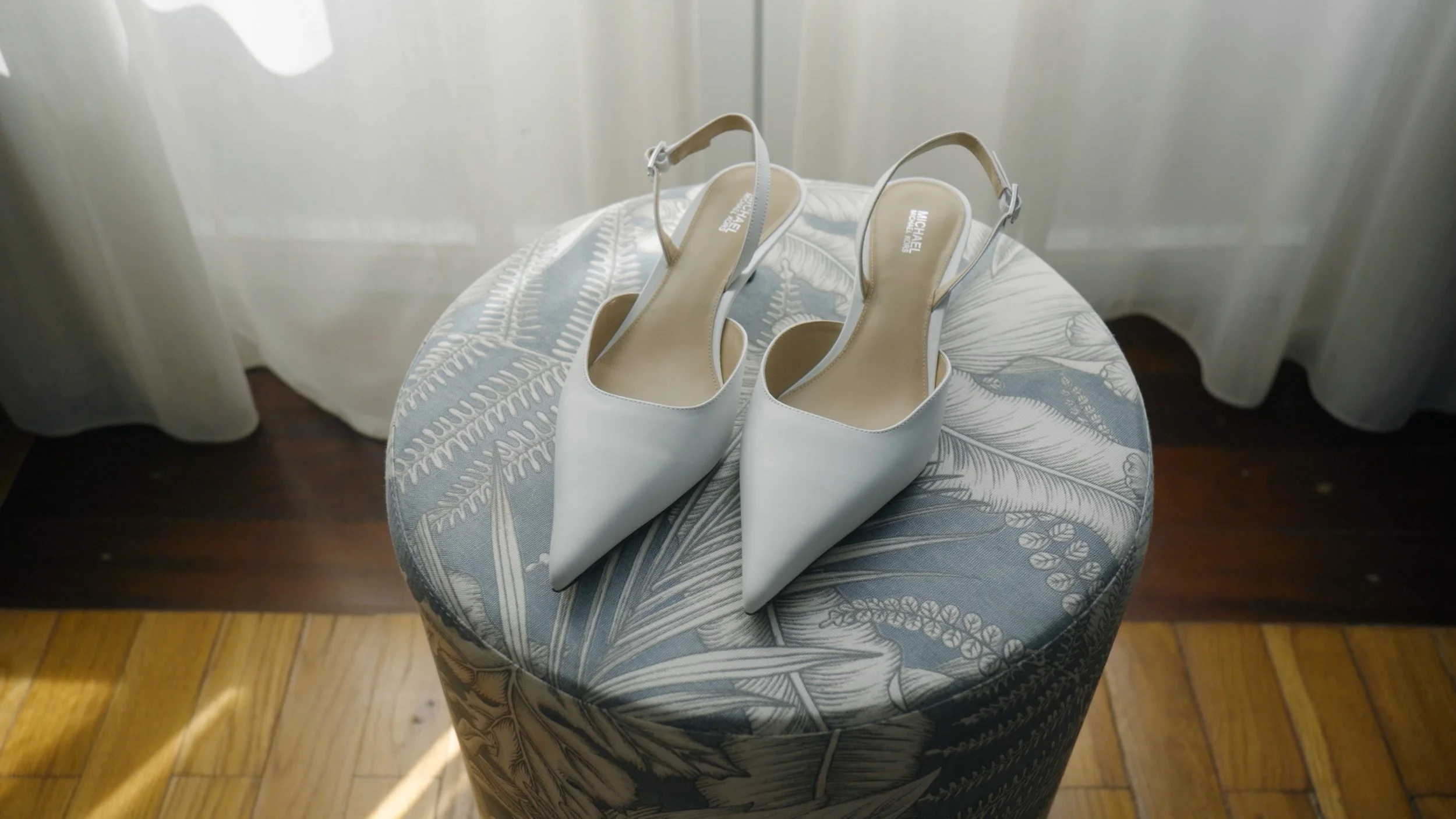 Sequence 01.00_00_53_12.Still007.jpg