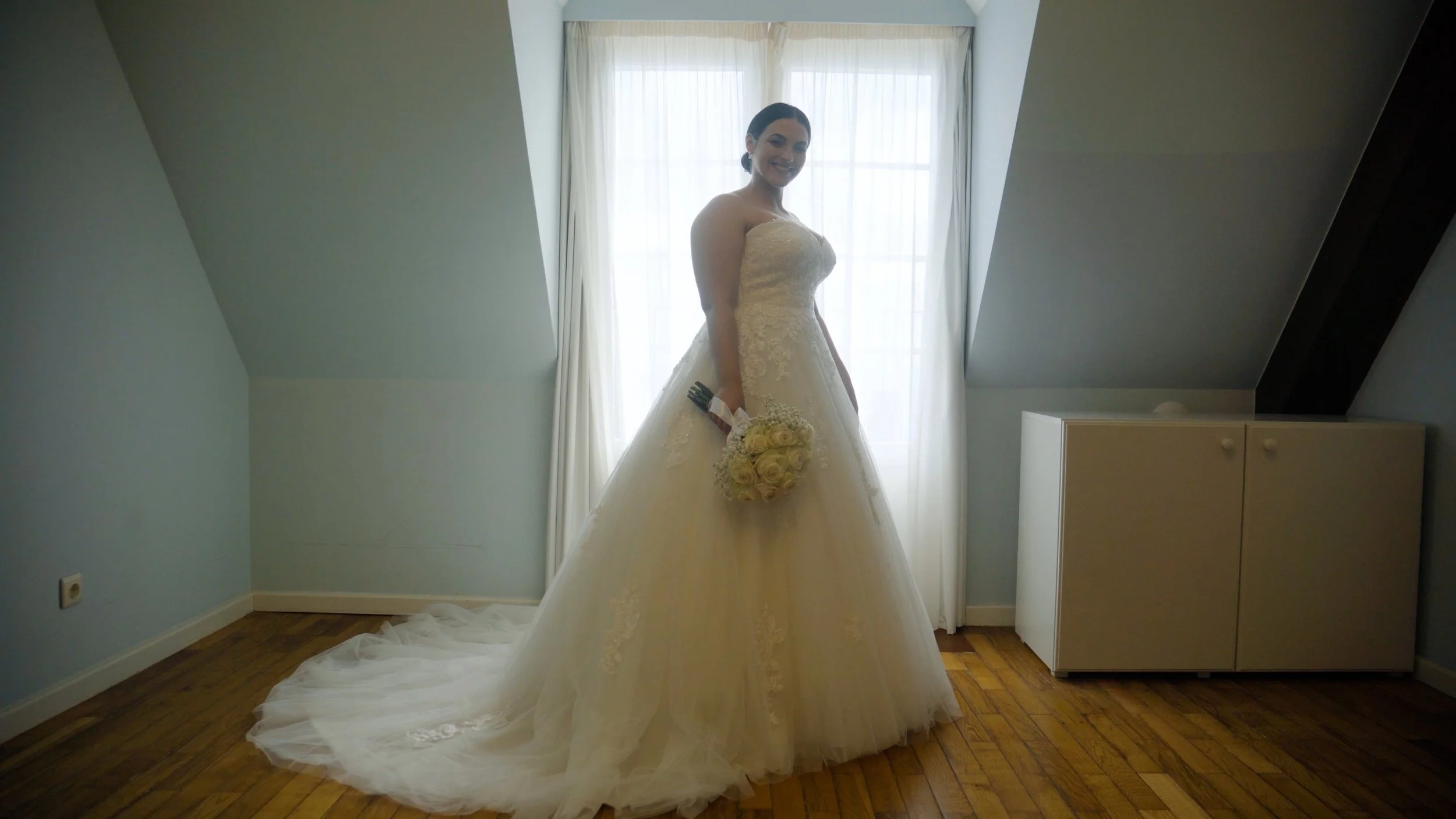 Sequence 01.00_01_35_00.Still009.jpg