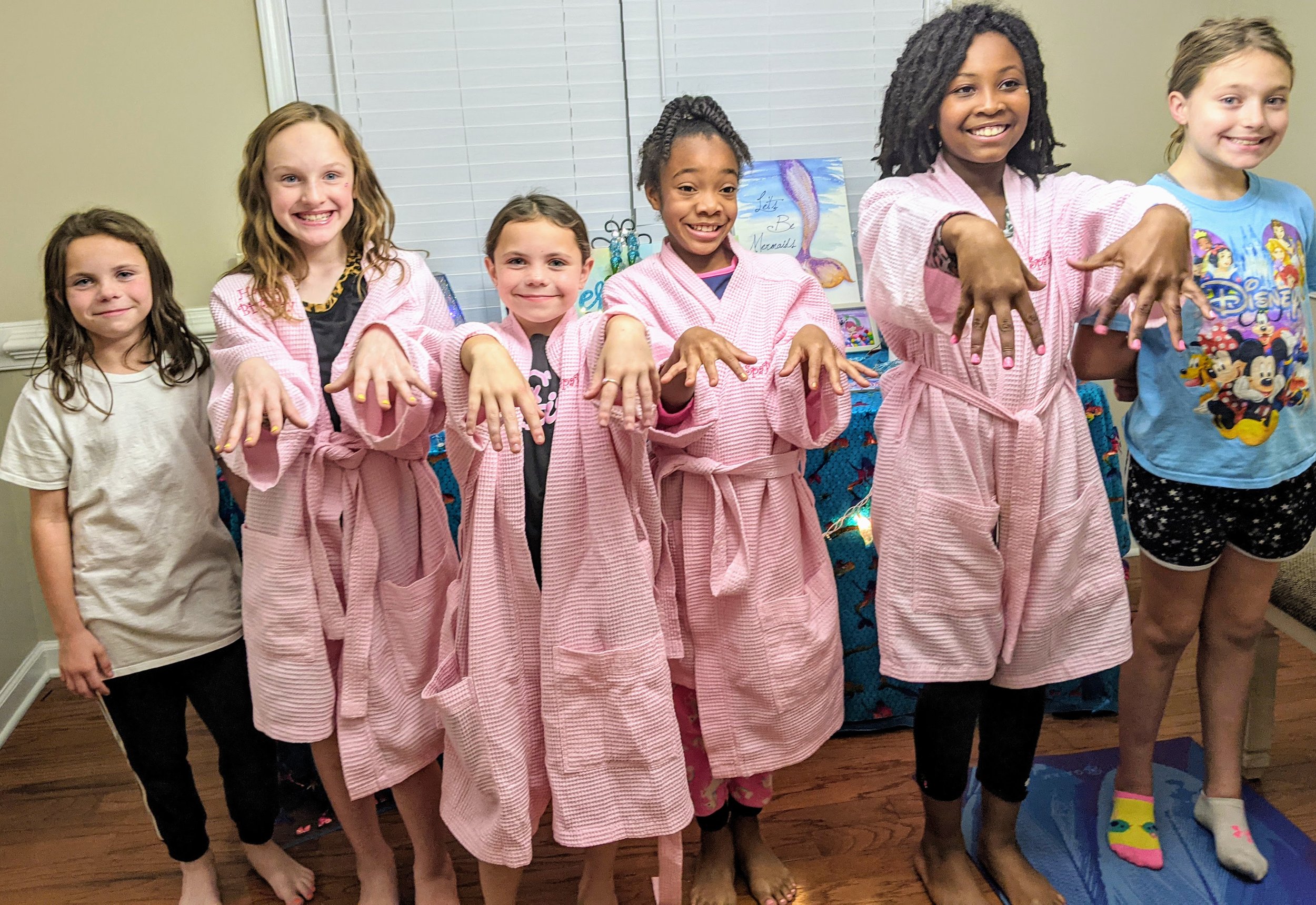 SpaPartyz Mermaid package girls with spa robes posing