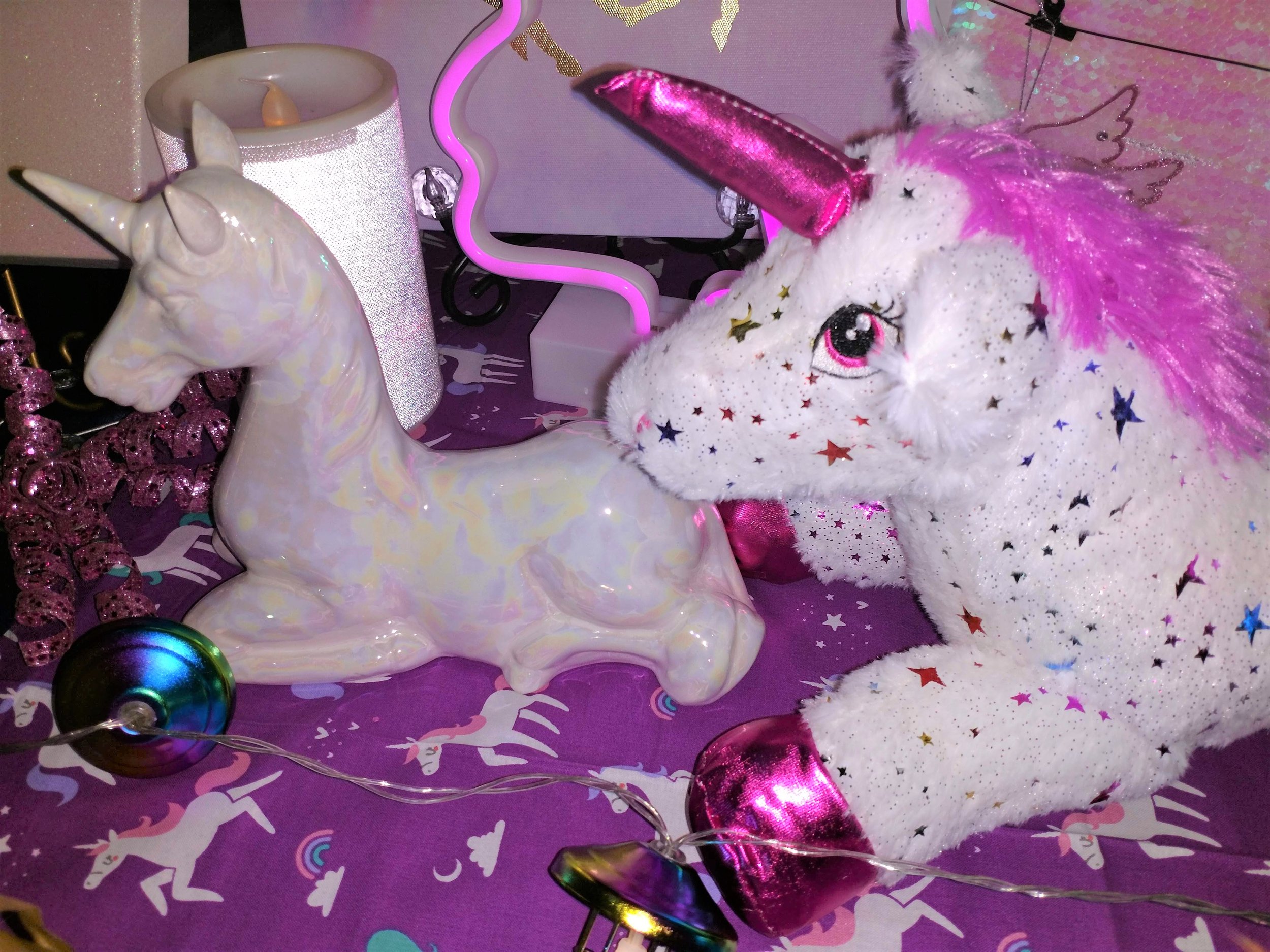 SpaPartyz Unicorn package close up of table scape