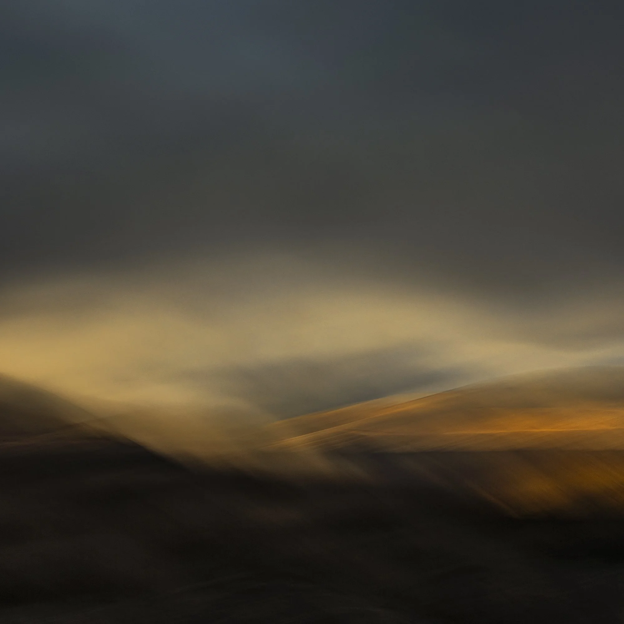 Beyond the shadowlands #2 2000px.jpg