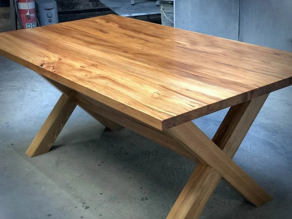 Clash+Furniture+Rimu+Dining+Table-2.jpg