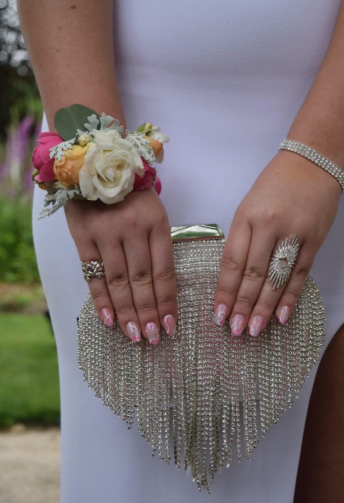 corsage.jpg