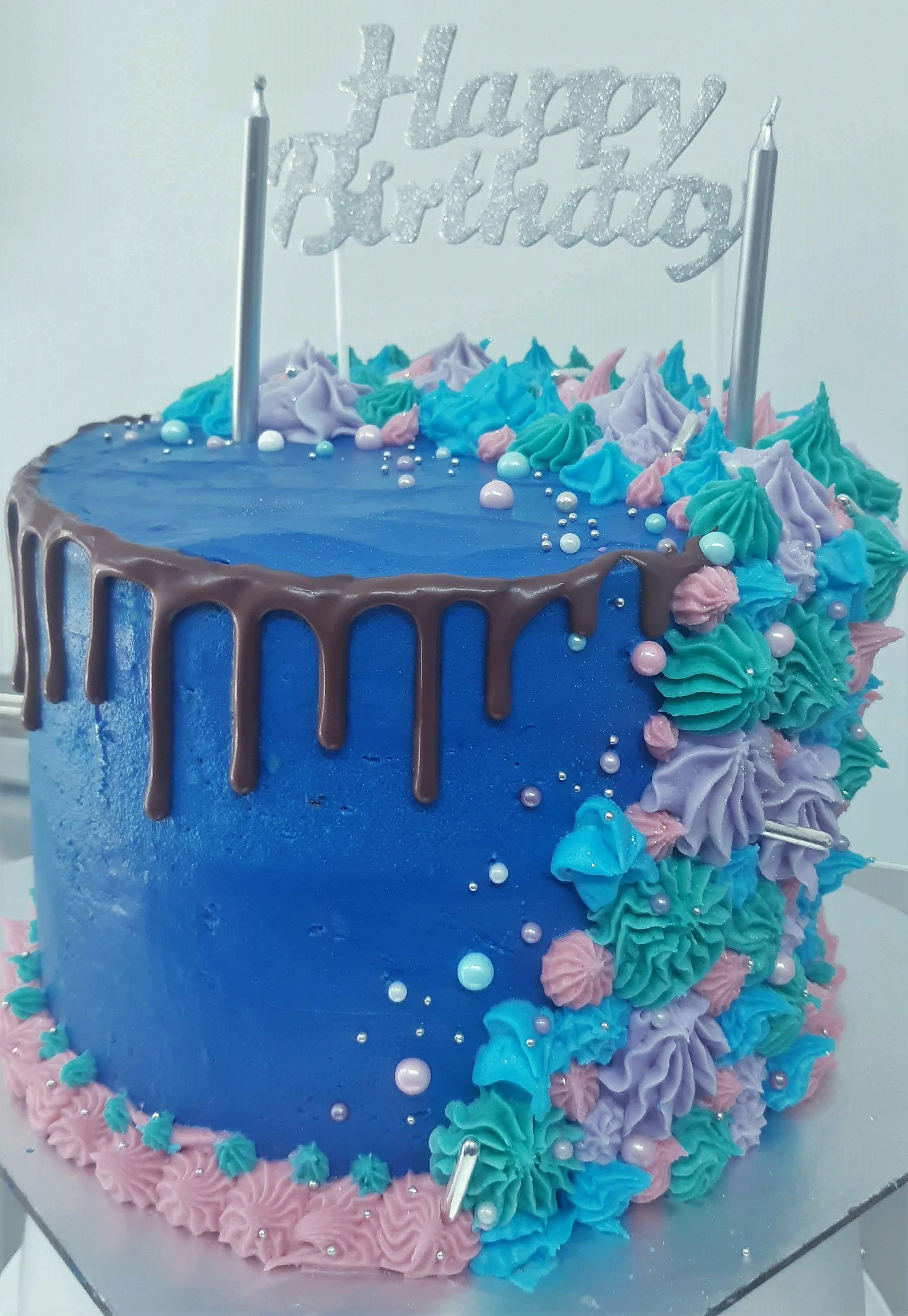 BLUE DRIP CAKE.jpg