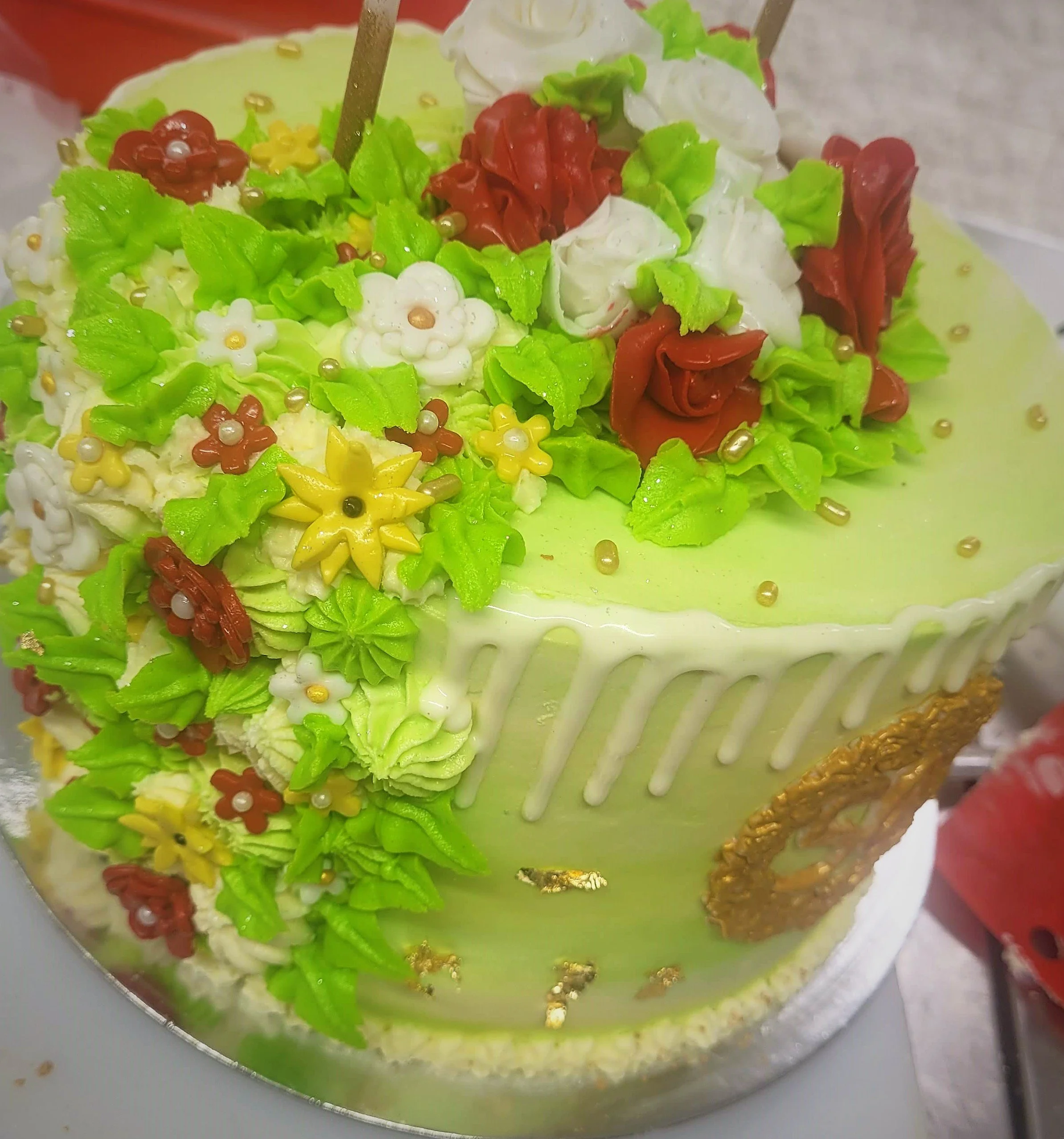 green flower cake.jpg