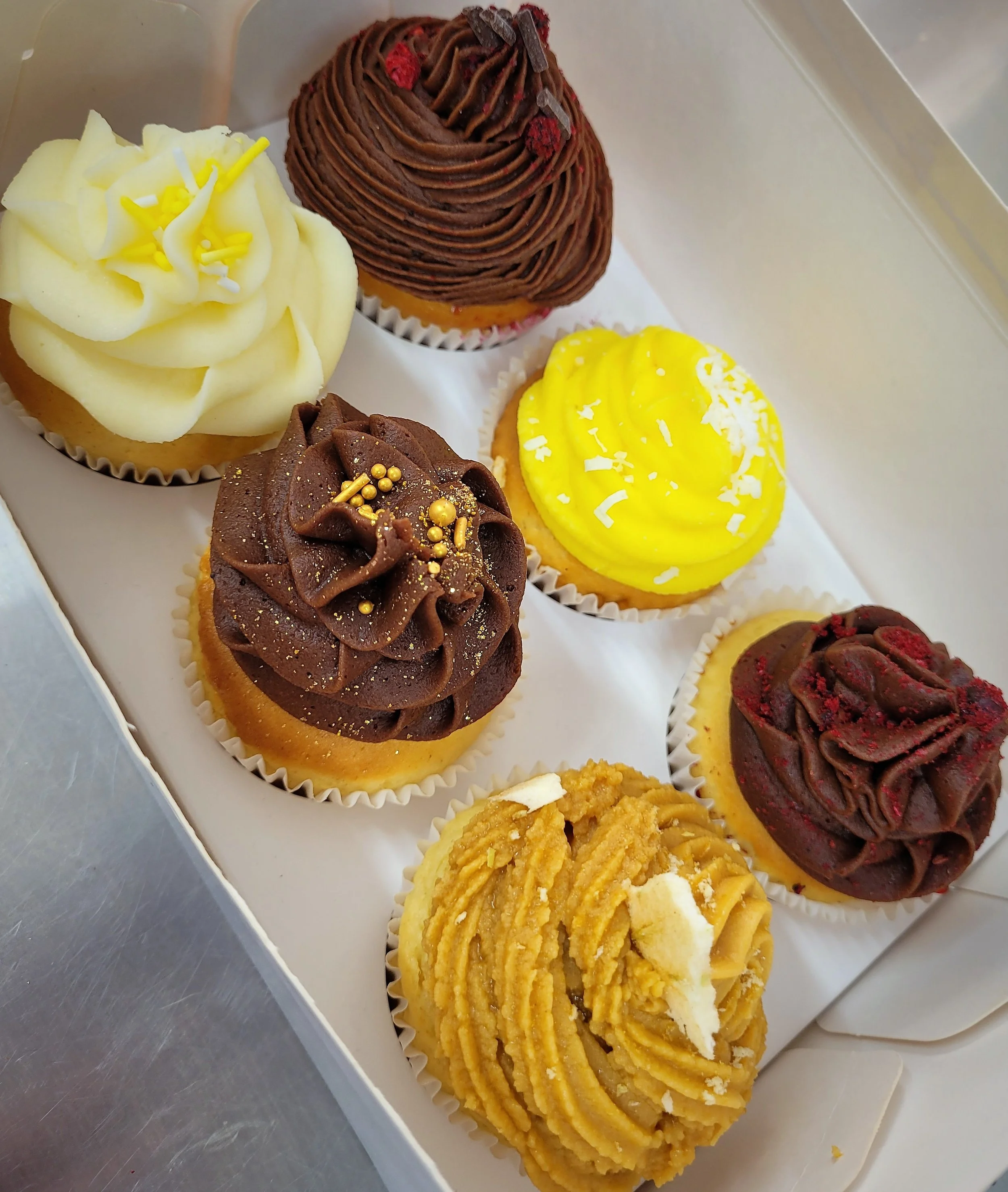 filled cupcakes.jpg