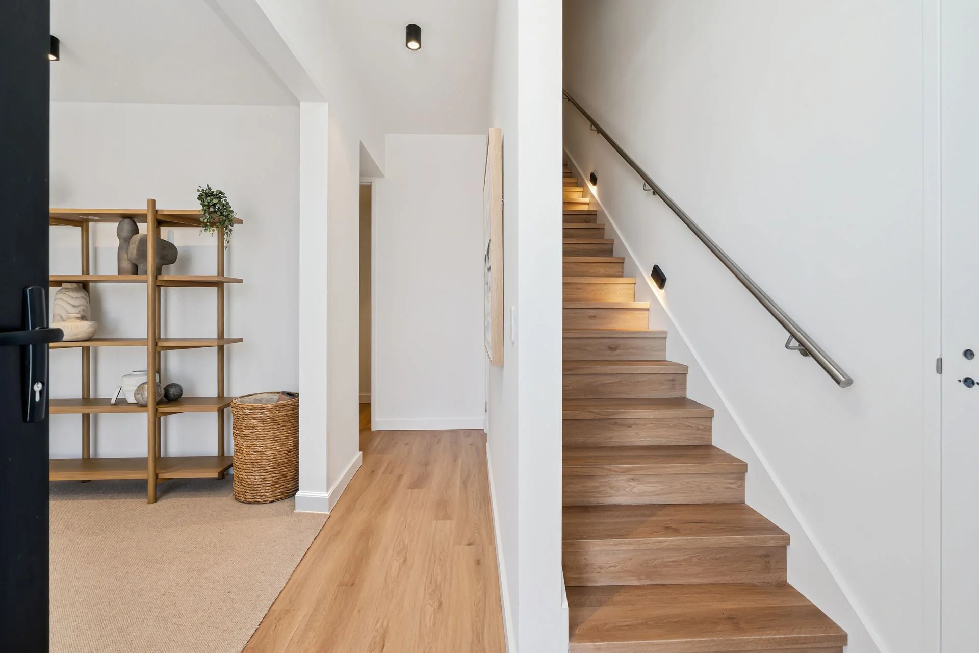 2_38 Cygnus Parade, Waterford 01.jpg