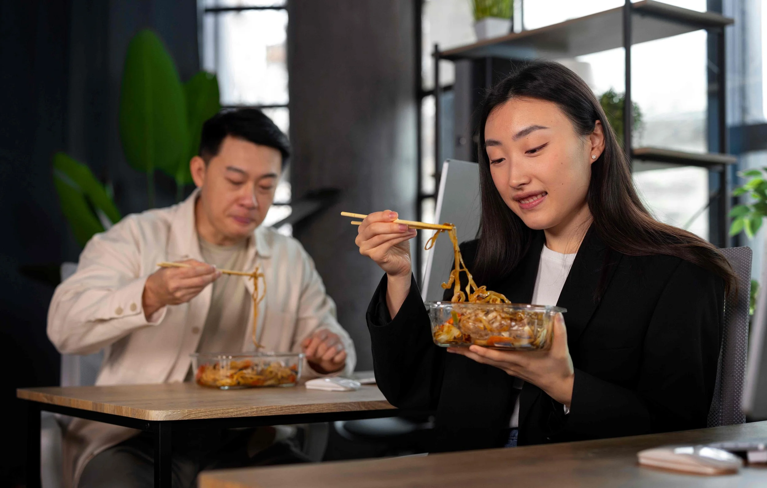 Work To Eat Mindful Eating at Work with Simple Tips for Busy Professionals — FITFAMCO