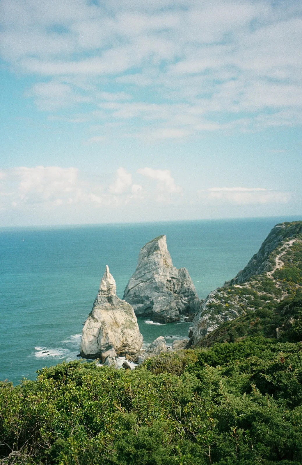 Praia da Ursa captured on film in wedding day.