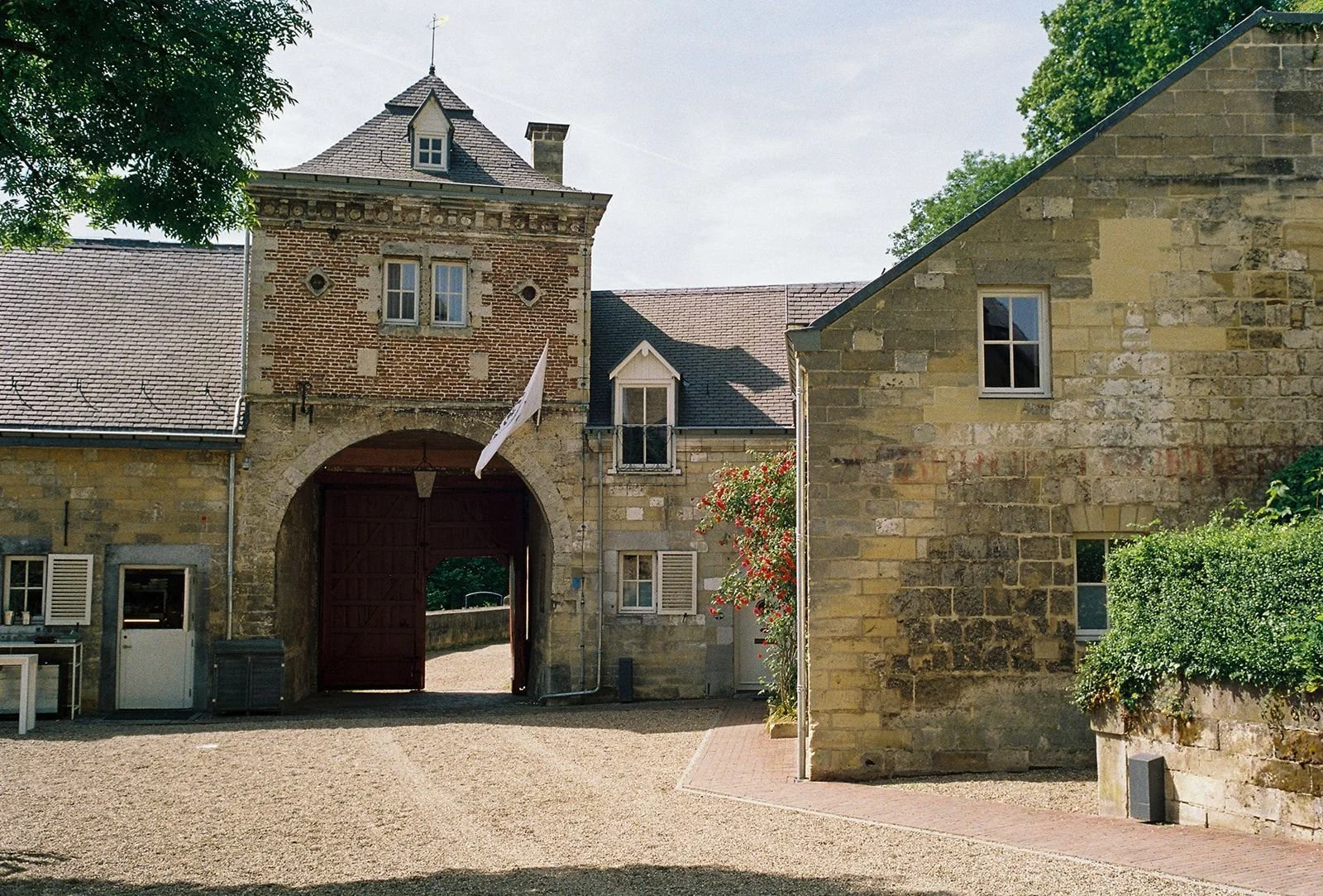 Chateau Neercane Castle