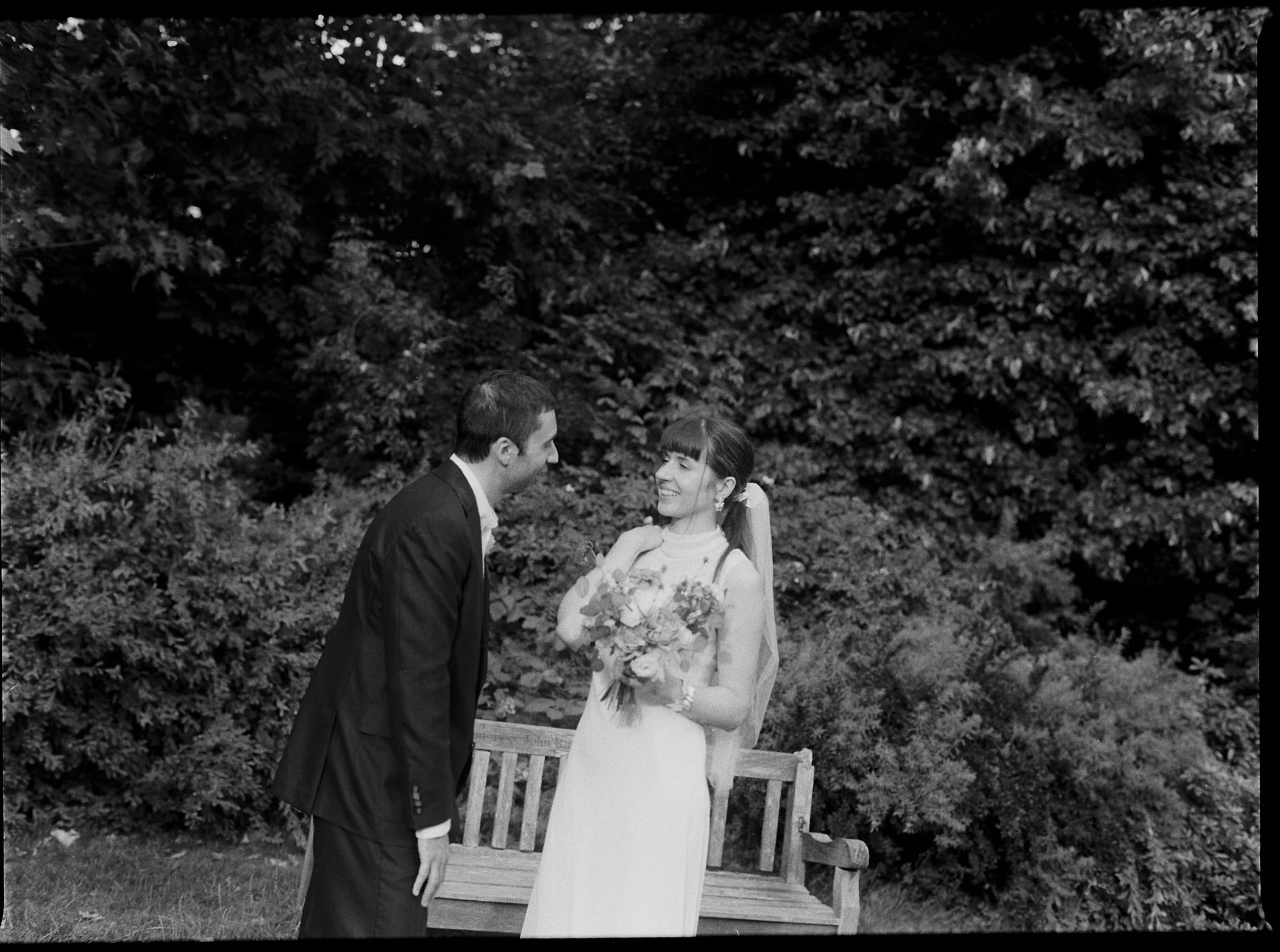 France-Documentary-Film-Wedding-Photography-44.jpg