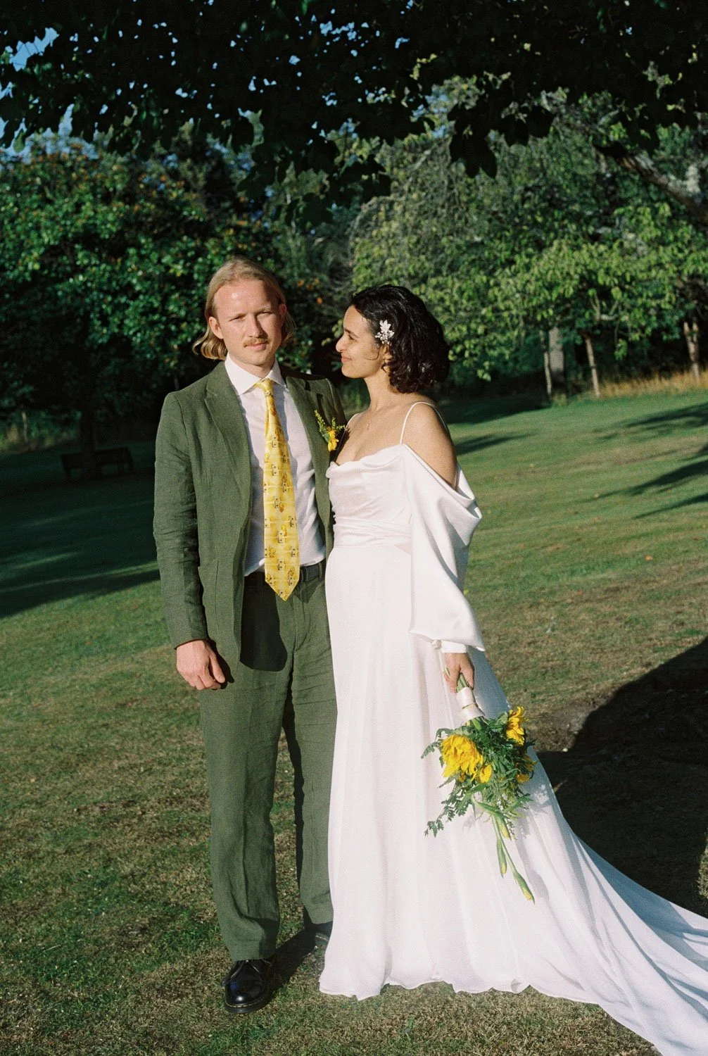 Film-Wedding-Photographer-Richmond-London-95.jpg