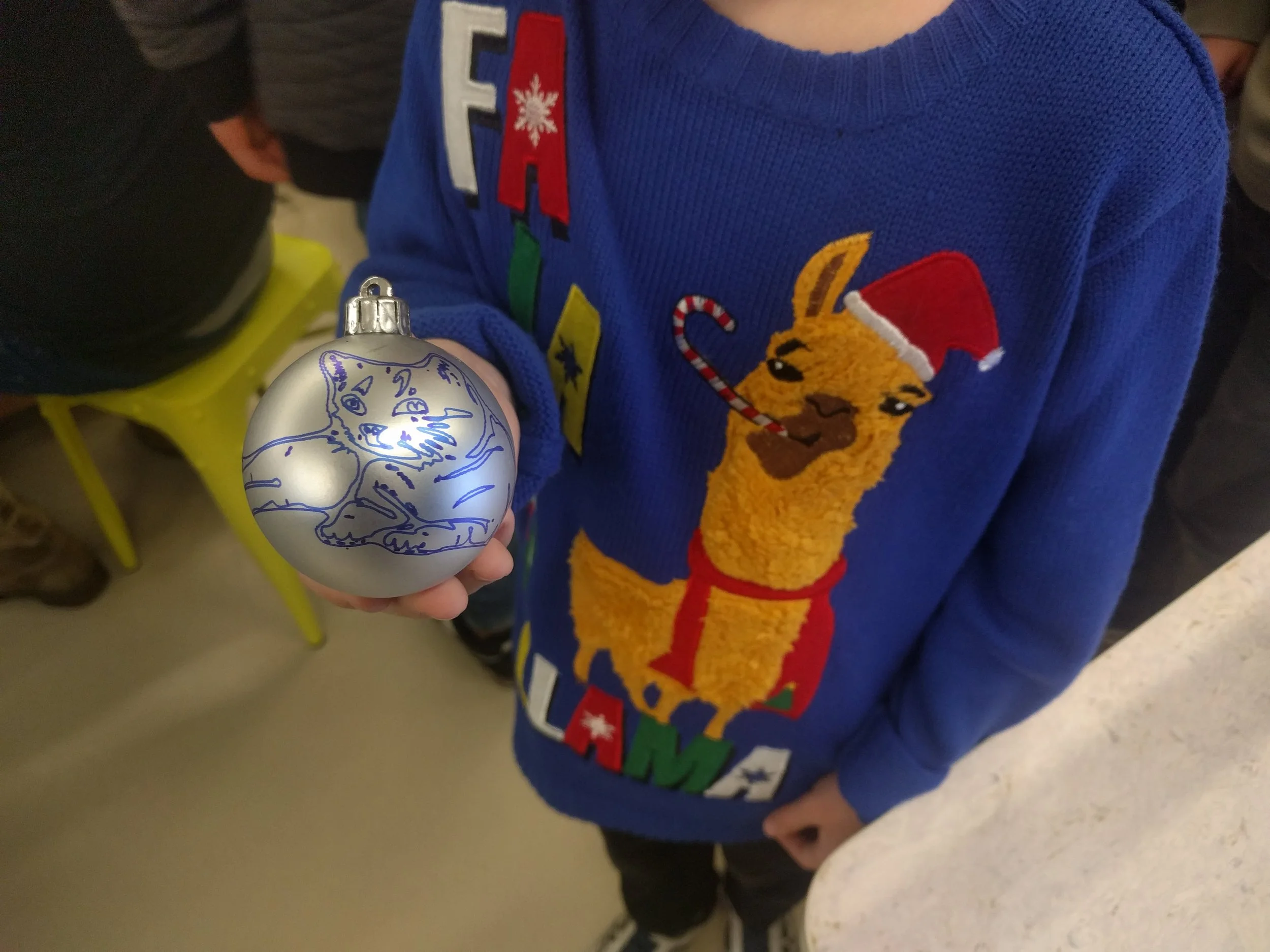 Workshop: painting christmas ornaments with the Eggbot