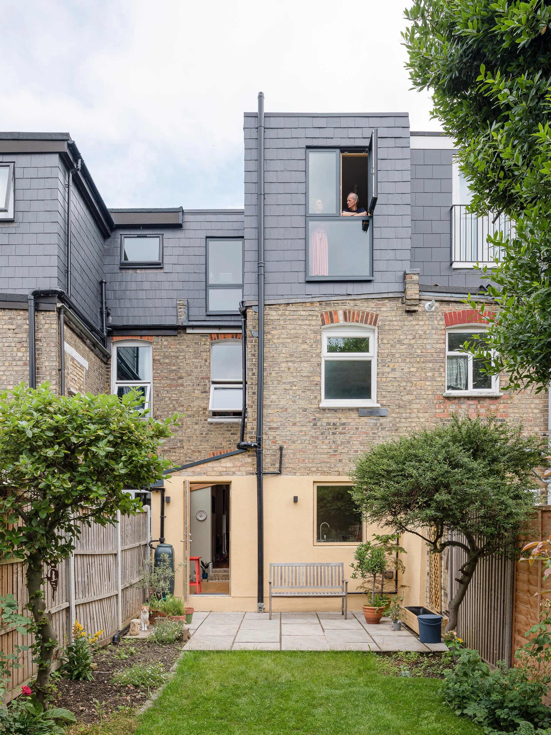 Library in the Loft_© Francesco Russo_WebSize_001.jpg