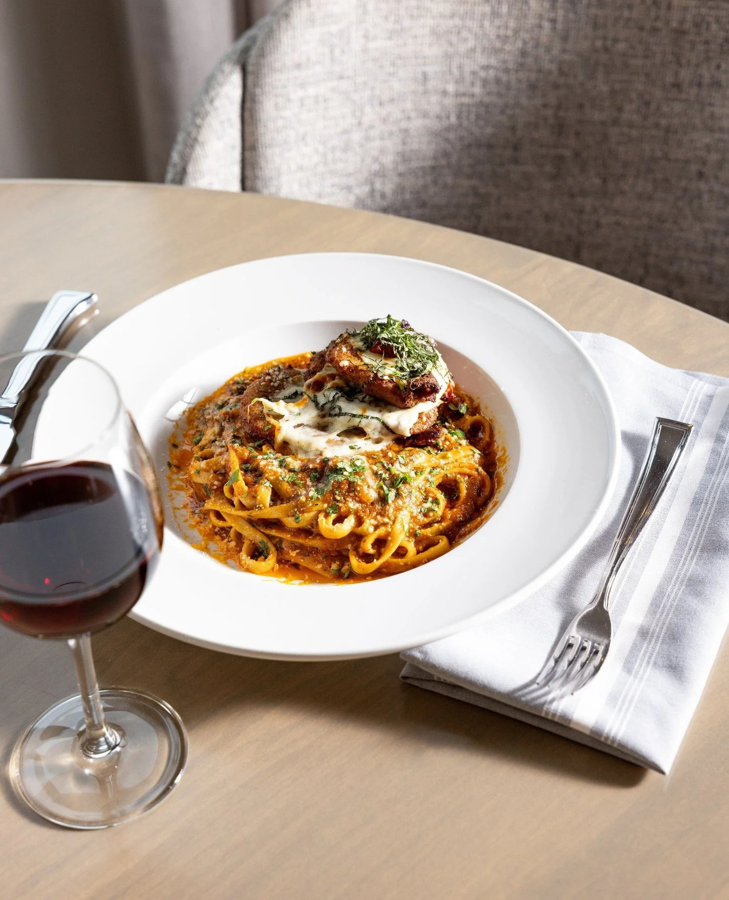 Sunday dinner, ALTO style 🍝⁠
⁠
Family-style spaghetti, meatballs &amp; garlic bread &mdash; $15 per person.⁠
Every Sunday.