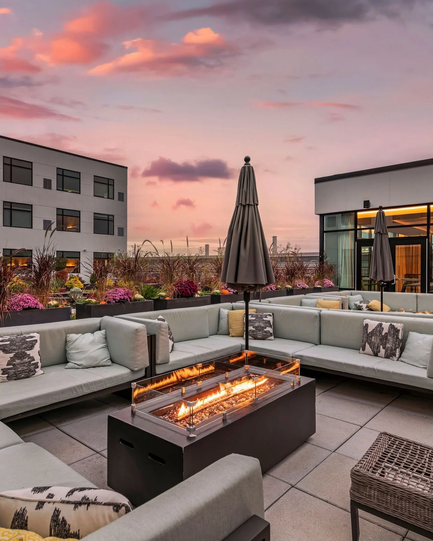 Umbrellas down. 
Fireplace on. 
Queue the sunset.
We're so ready for our terrace to look like this again. Take advantage of our 5pm - 7pm Happy Hour, Sunday through Thursday. 🥂🌅 

50% off well drinks, beer, and wine by the glass. The kind of deal t