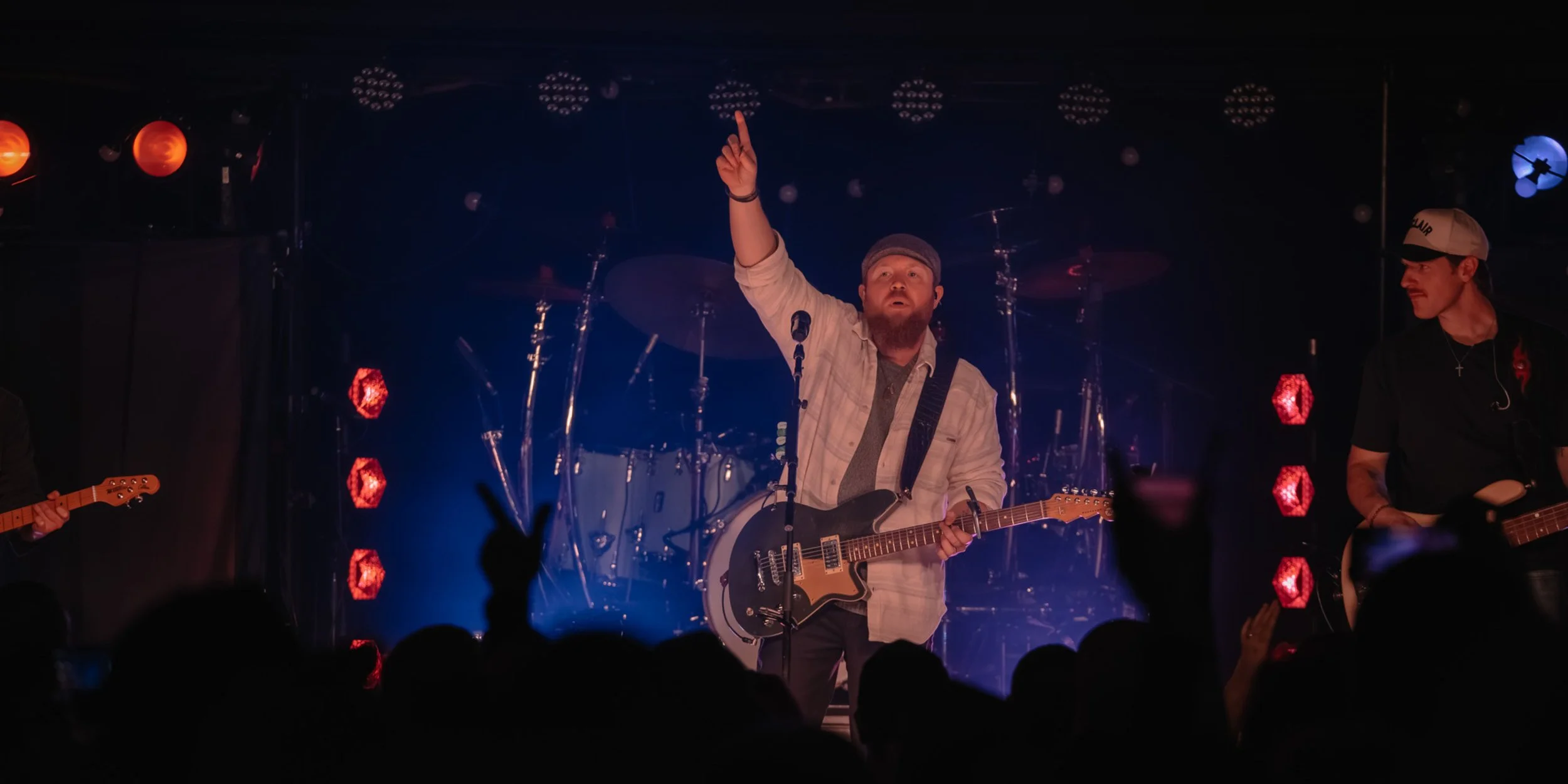 Tyler Braden’s Devil and a Prayer Tour Kicks Off in Milwaukee with a Sold-Out Crowd