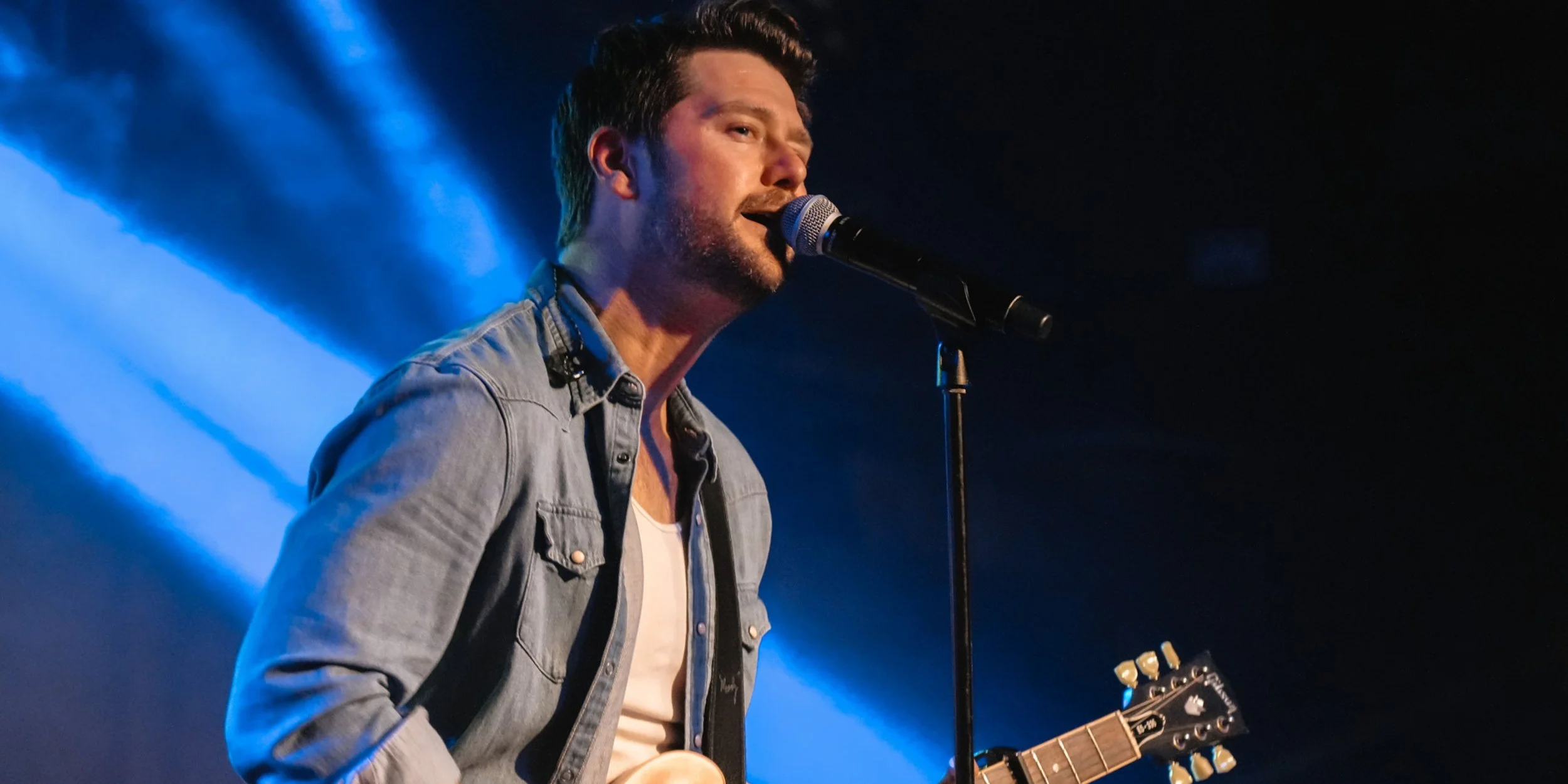 Chicago Fans Pack Joe’s for Adam Doleac’s Dream House Tour