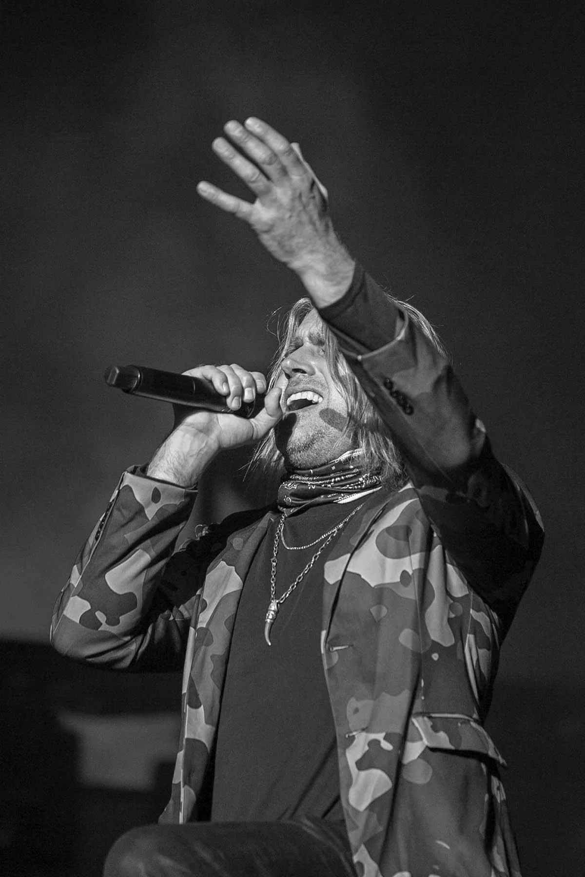 ThreeDaysGrace8 B_W.jpg