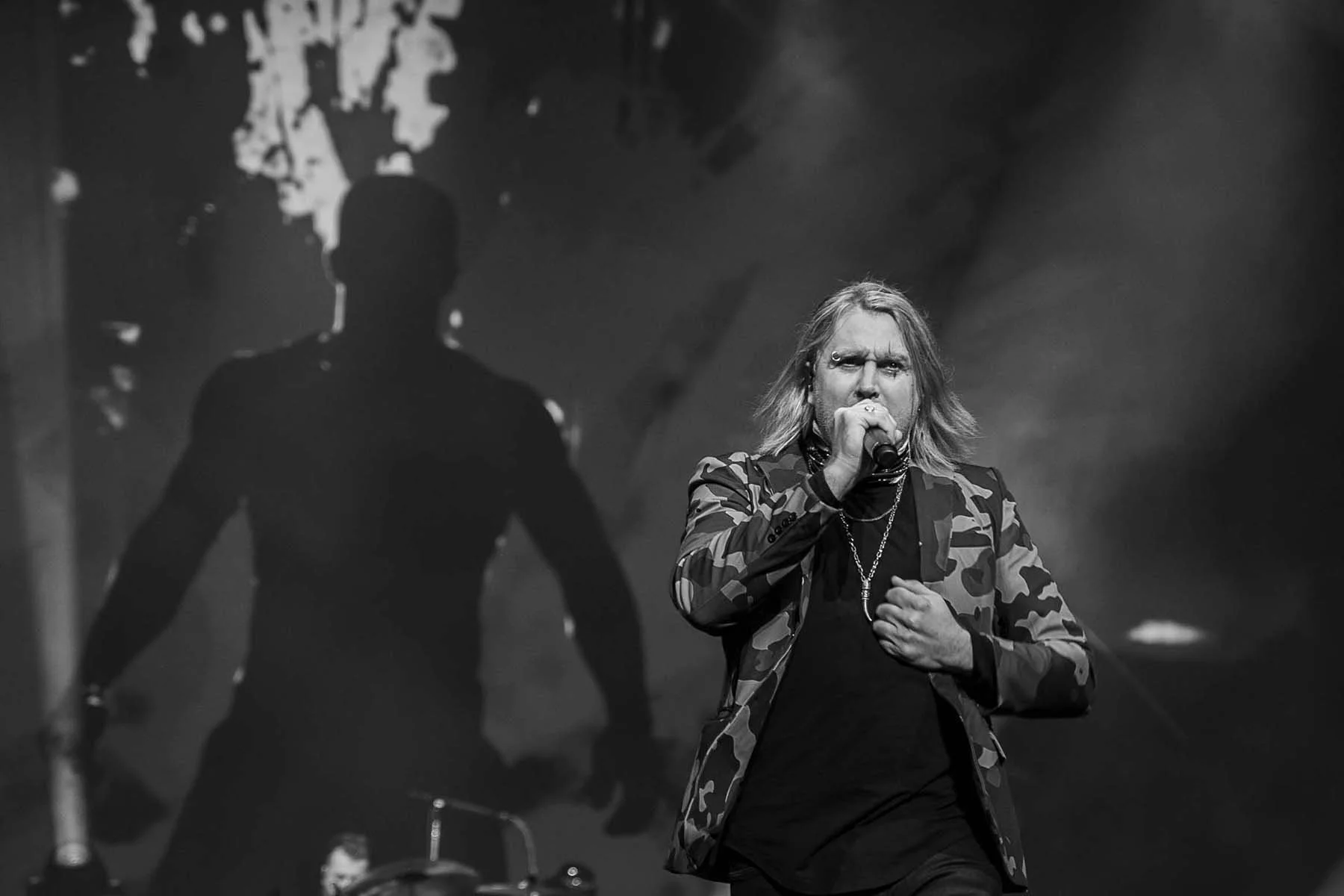 ThreeDaysGrace12 B_W.jpg