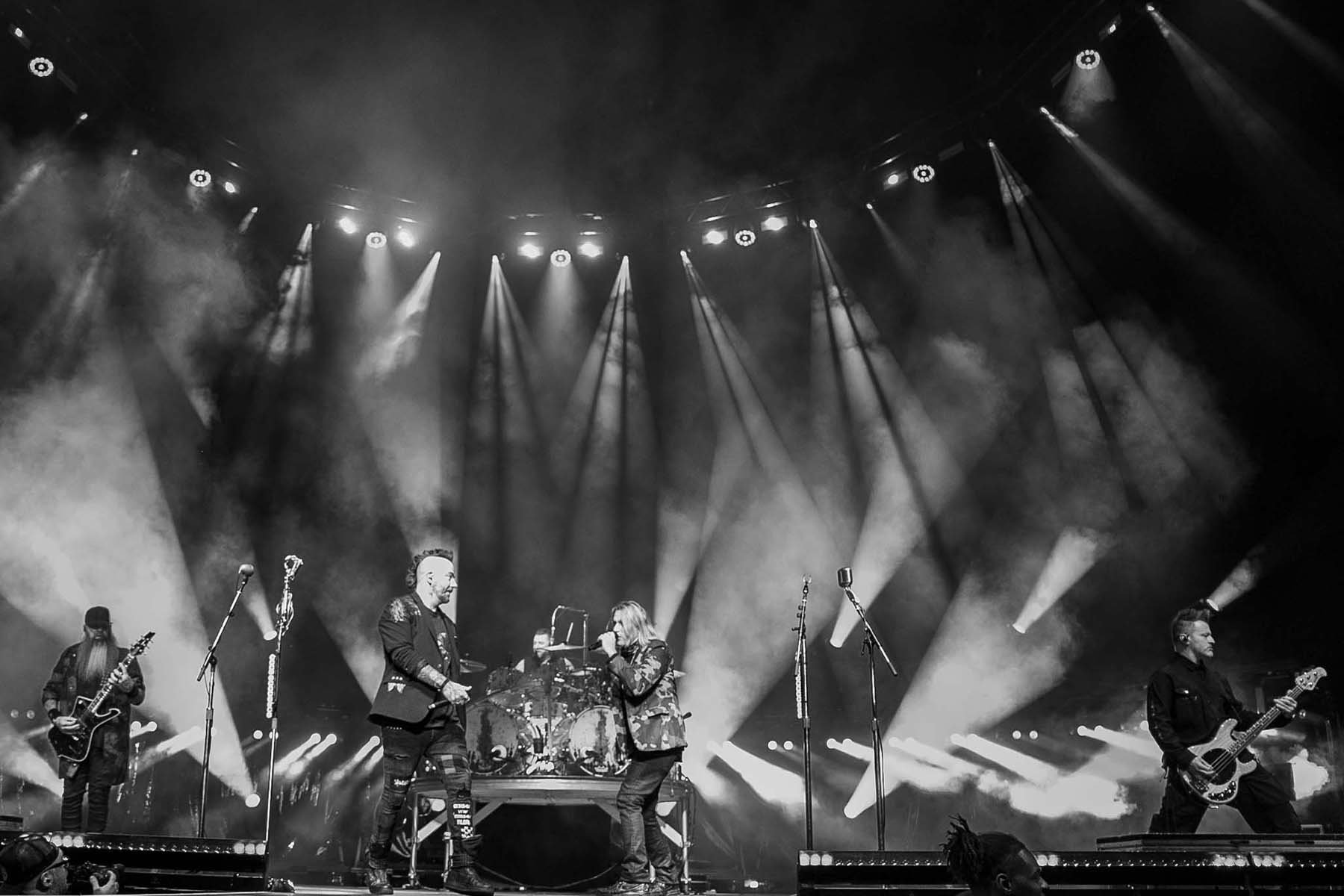 ThreeDaysGrace21 B_W.jpg