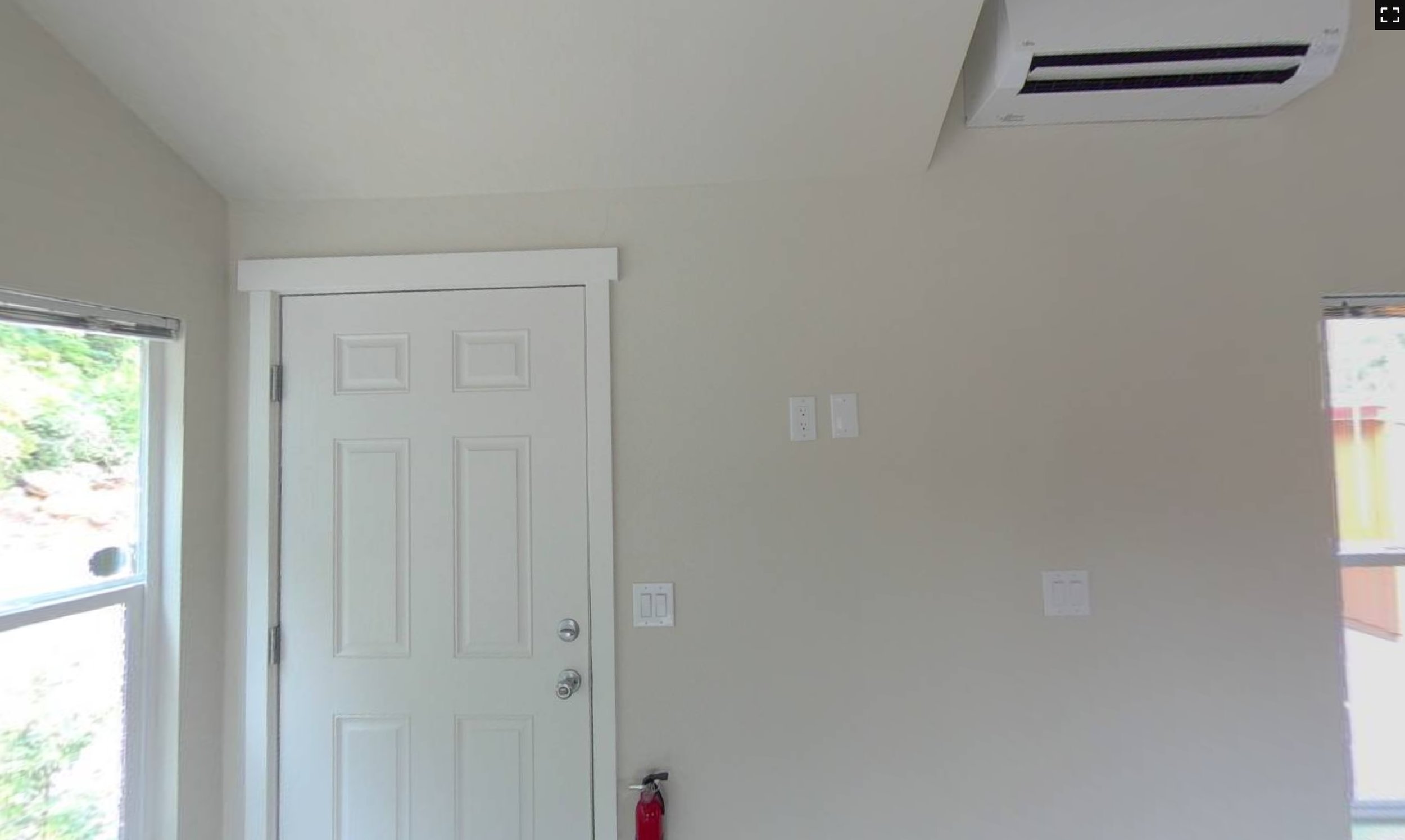 Living Room 4.jpg