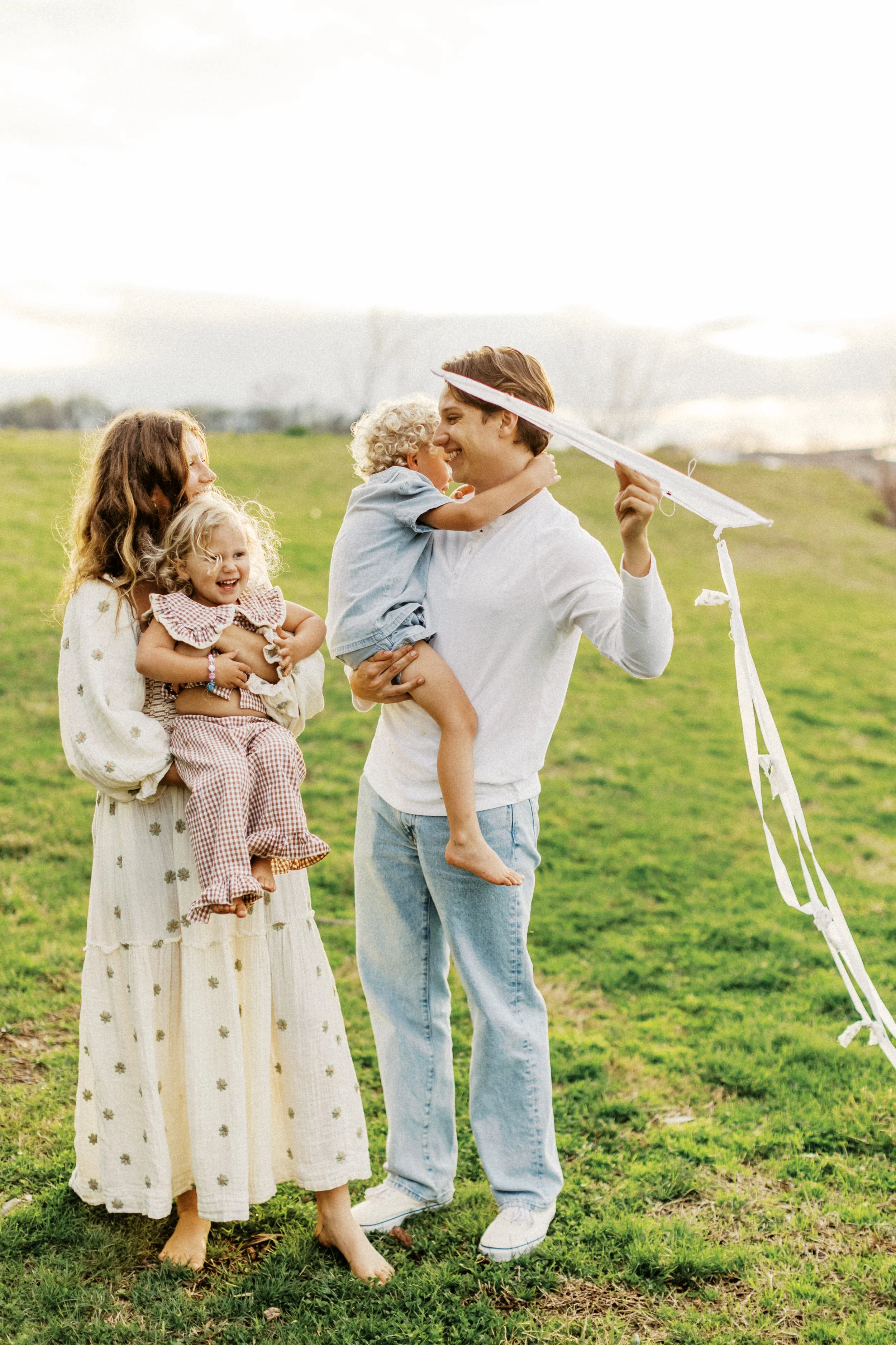 Romantic+Alabama+Kite+Family+Photos+Film+Inspo (280 of 430).jpg