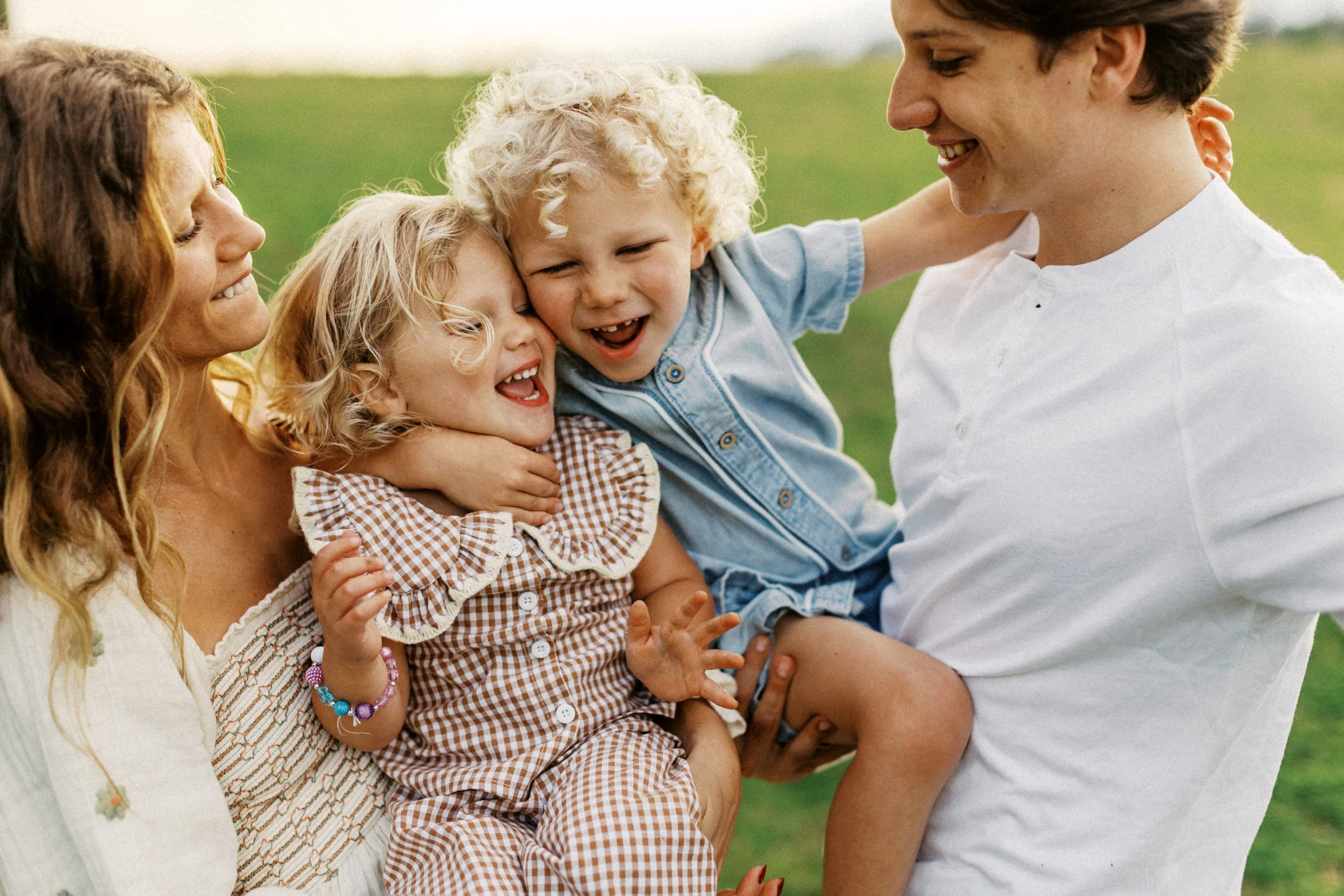 Romantic+Alabama+Kite+Family+Photos+Film+Inspo (294 of 430).jpg