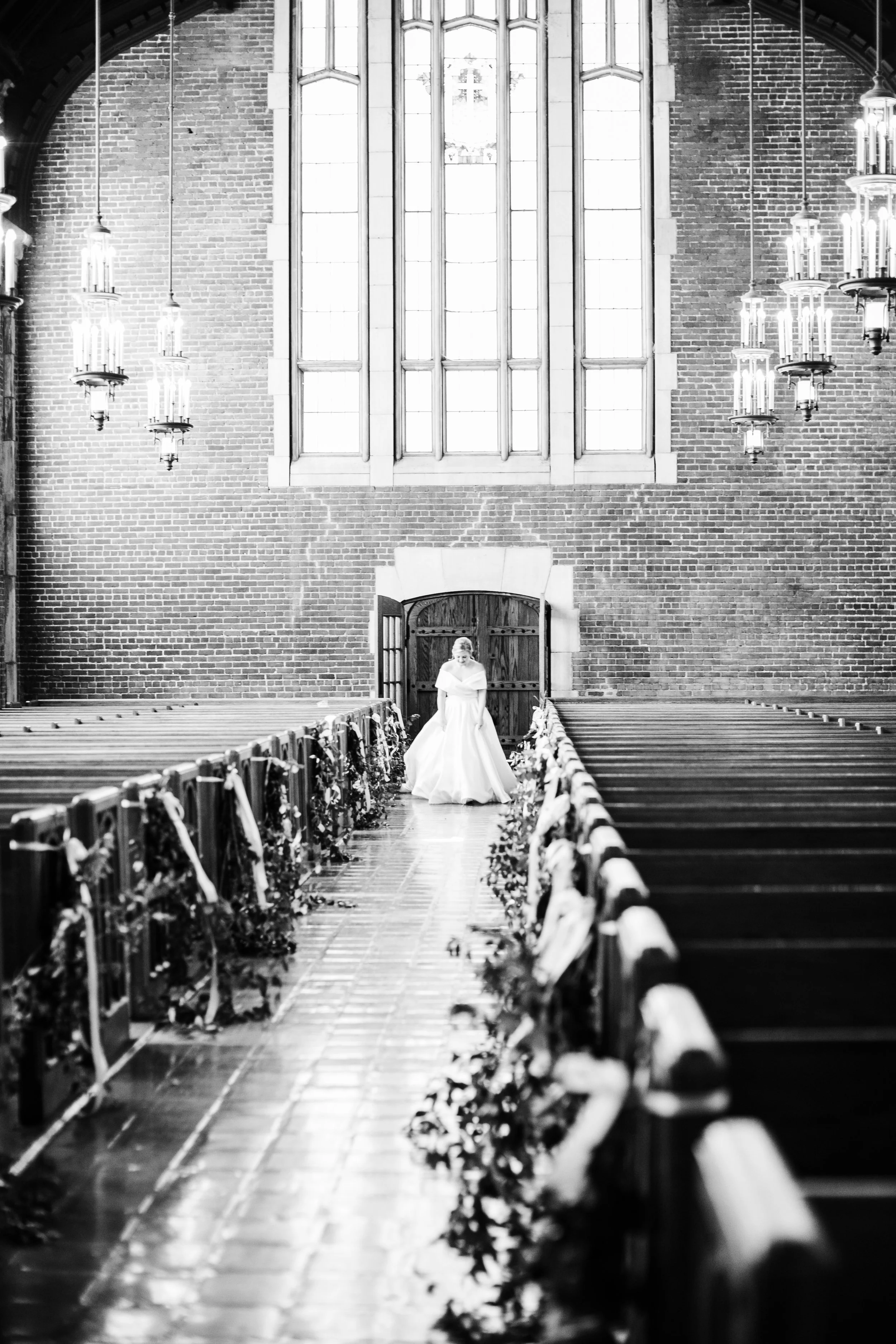 chattanooga+film+wedding+photo+bride+chapel+firstlook