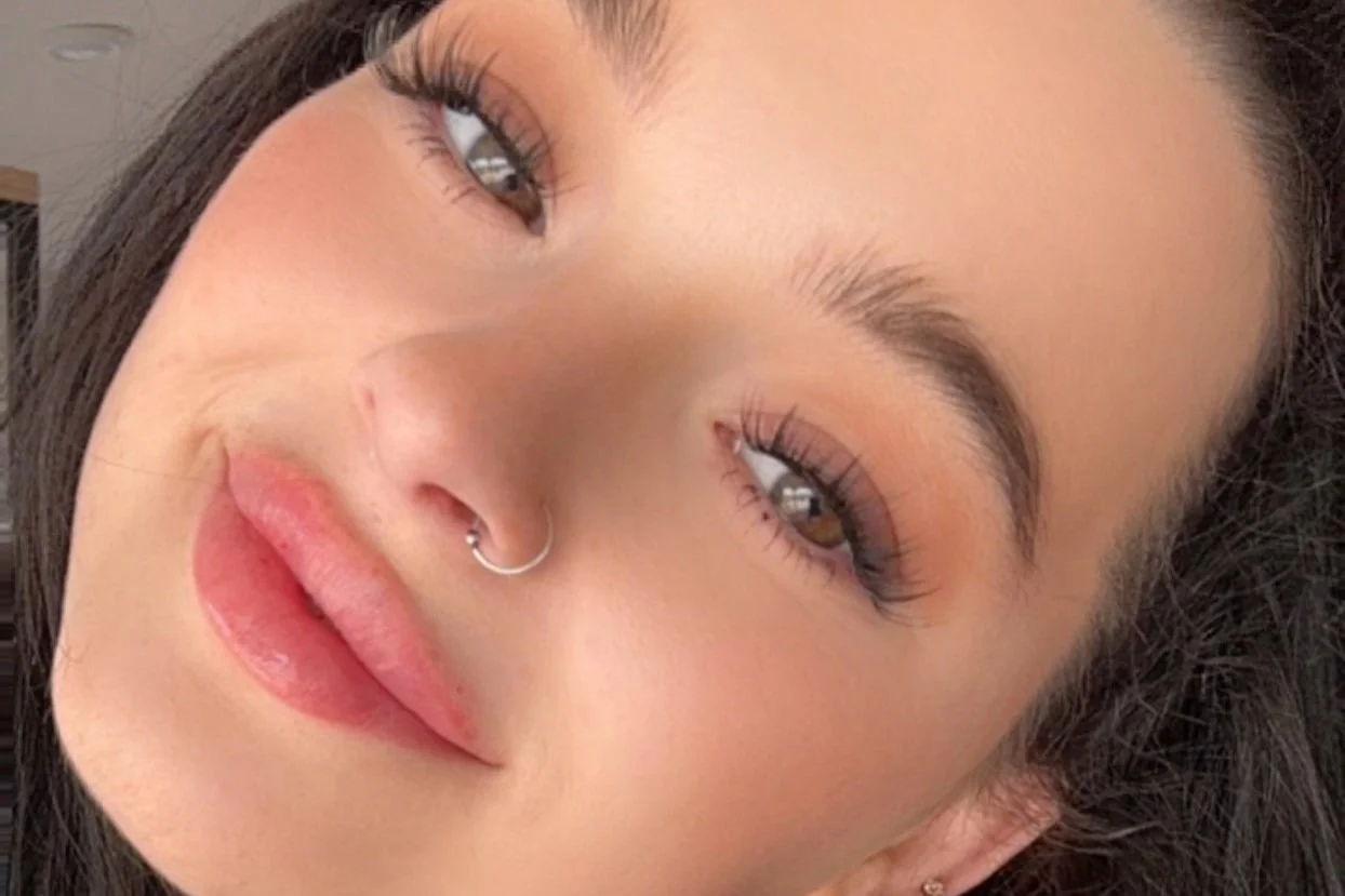 I perfected the base makeup routine of my dreams ... here are my fave products (+ tips!)