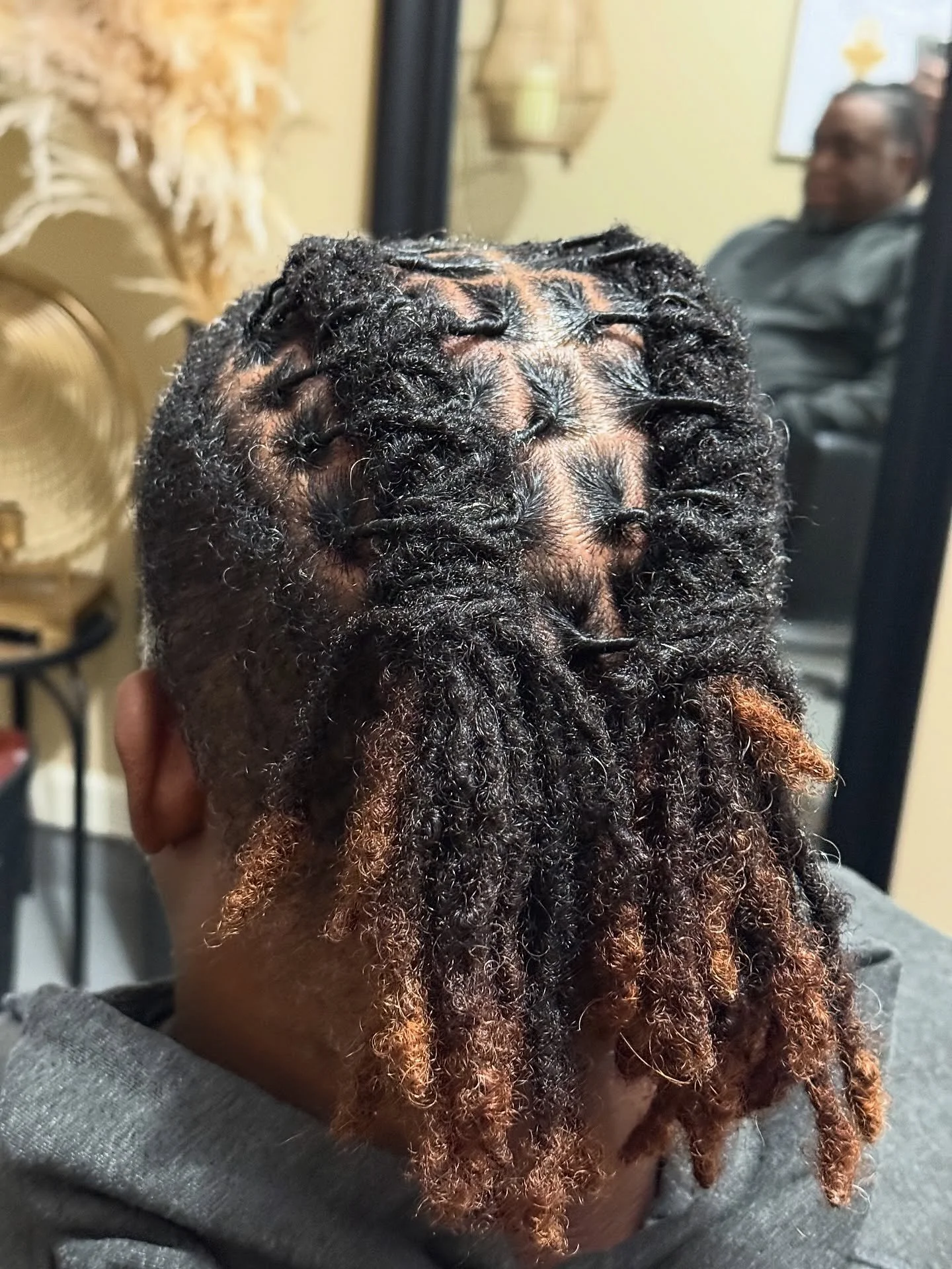 Loc maintenance done right.✨ 
Clean parts, healthy scalp, and a fresh retwist that lasts.

#CymoneJeansBeauty
#LocMaintenance
#HealthyLocs
#GwinnettLoctician
#AtlantaLoctician