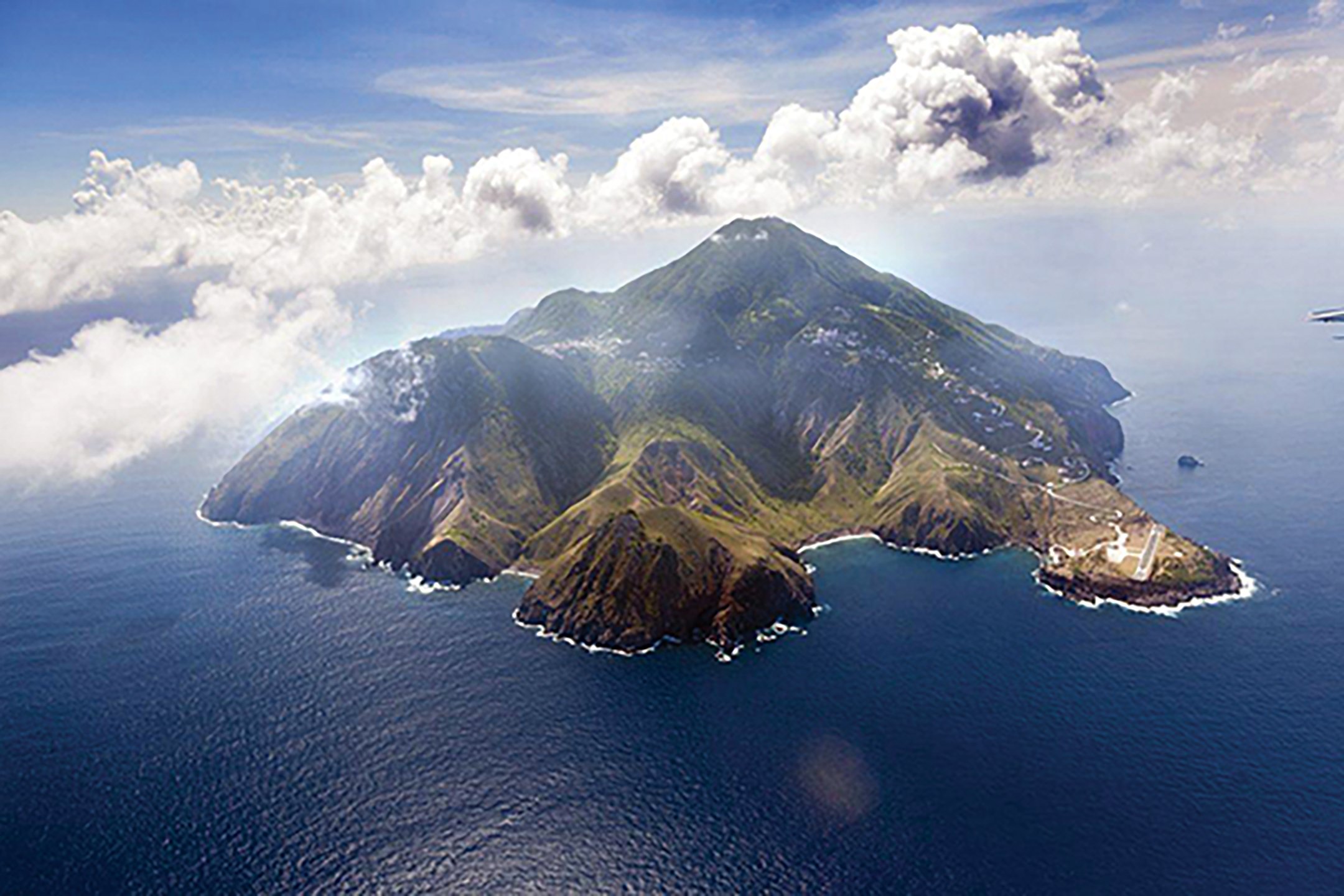 travel-to-Saba-best-Caribbean-Island-1200x800 copy.jpg