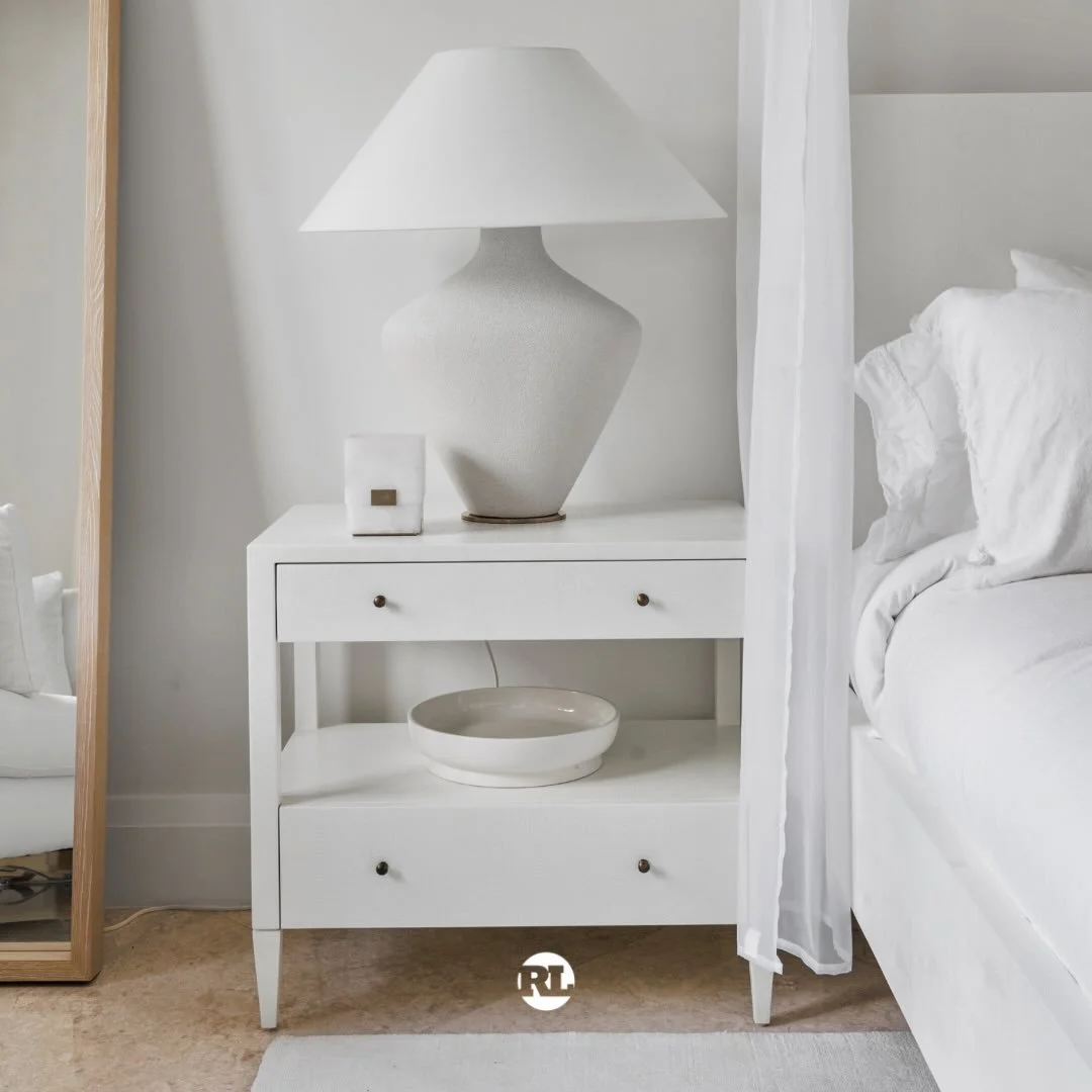 🕊️ BEDSIDE BLISS with @idginteriors 

The bedroom is where the day begins and ends. At its best, it asks nothing of you.

IDG&rsquo;s &lsquo;Luxury Simplified&rsquo; is a reminder that calm, considered design can do more with less. Here, the bedside