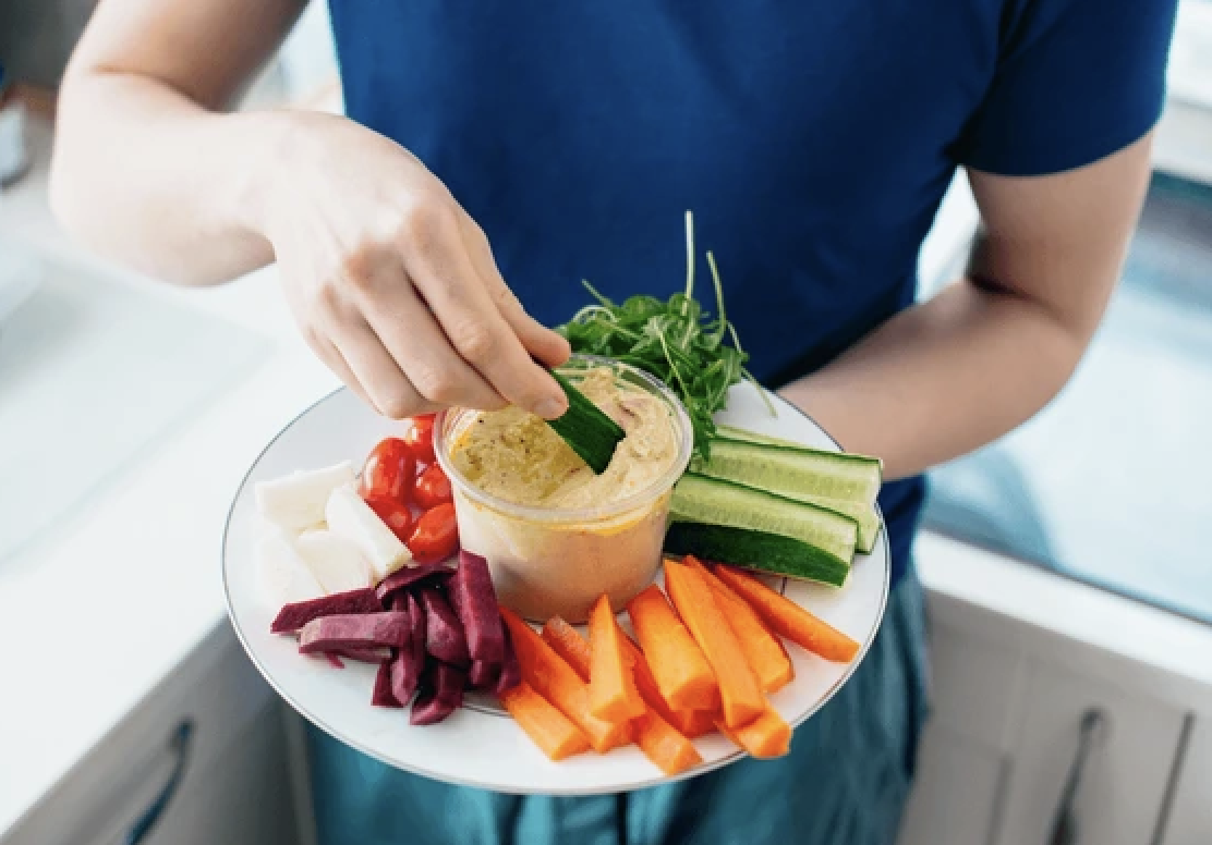 Onion Audition: Party host puts out delusional amount of crudités