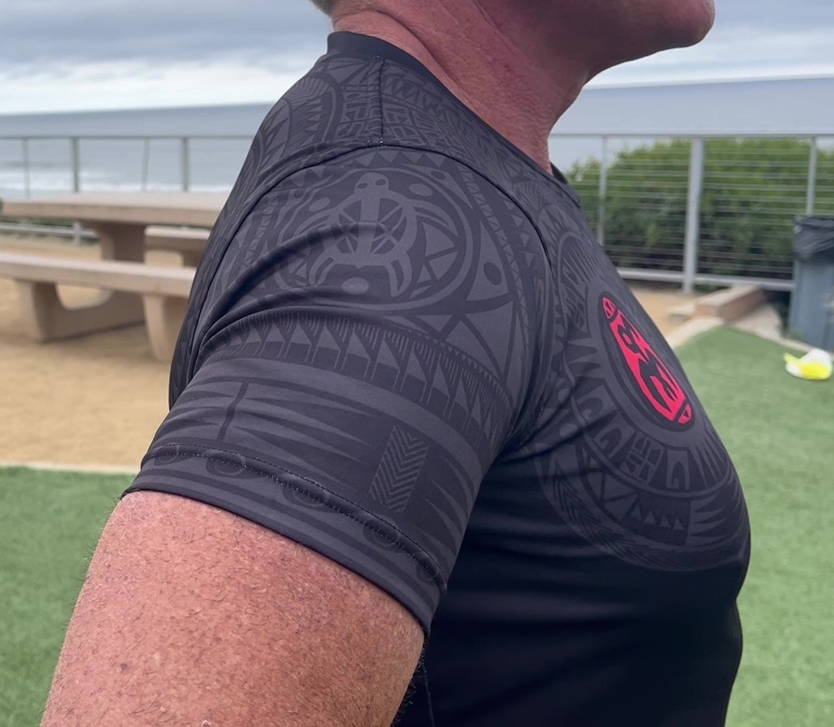 Hopu manu Tattto shirt side.jpg