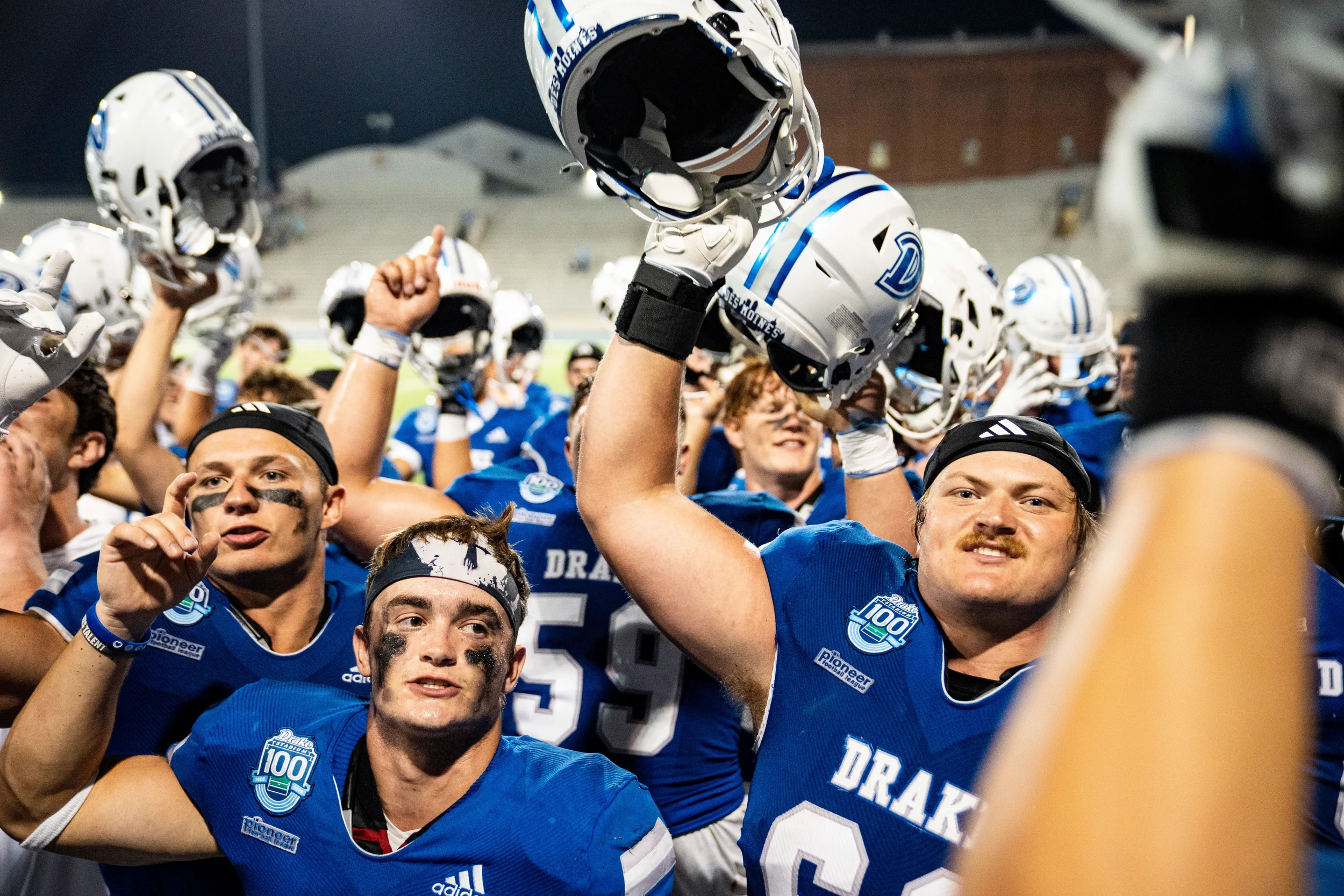 85879783007-2025-08-28-drakeupperiowafootball-ab-0009-1.webp
